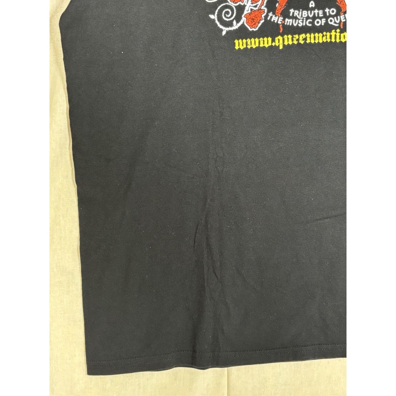 The Unbranded Brand Queen Nation Tribute Band T-Shirt Youth XL Tee Size US L / EU 52-54 / 3 - 7 Thumbnail