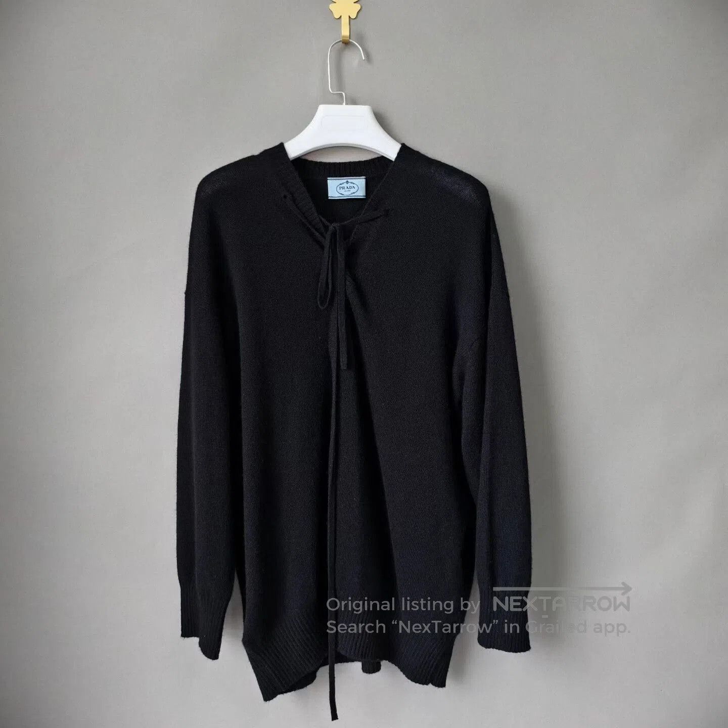 Prada prada black cashmere sweater with logo. Size S / US 4 / IT 40 - 1 Thumbnail