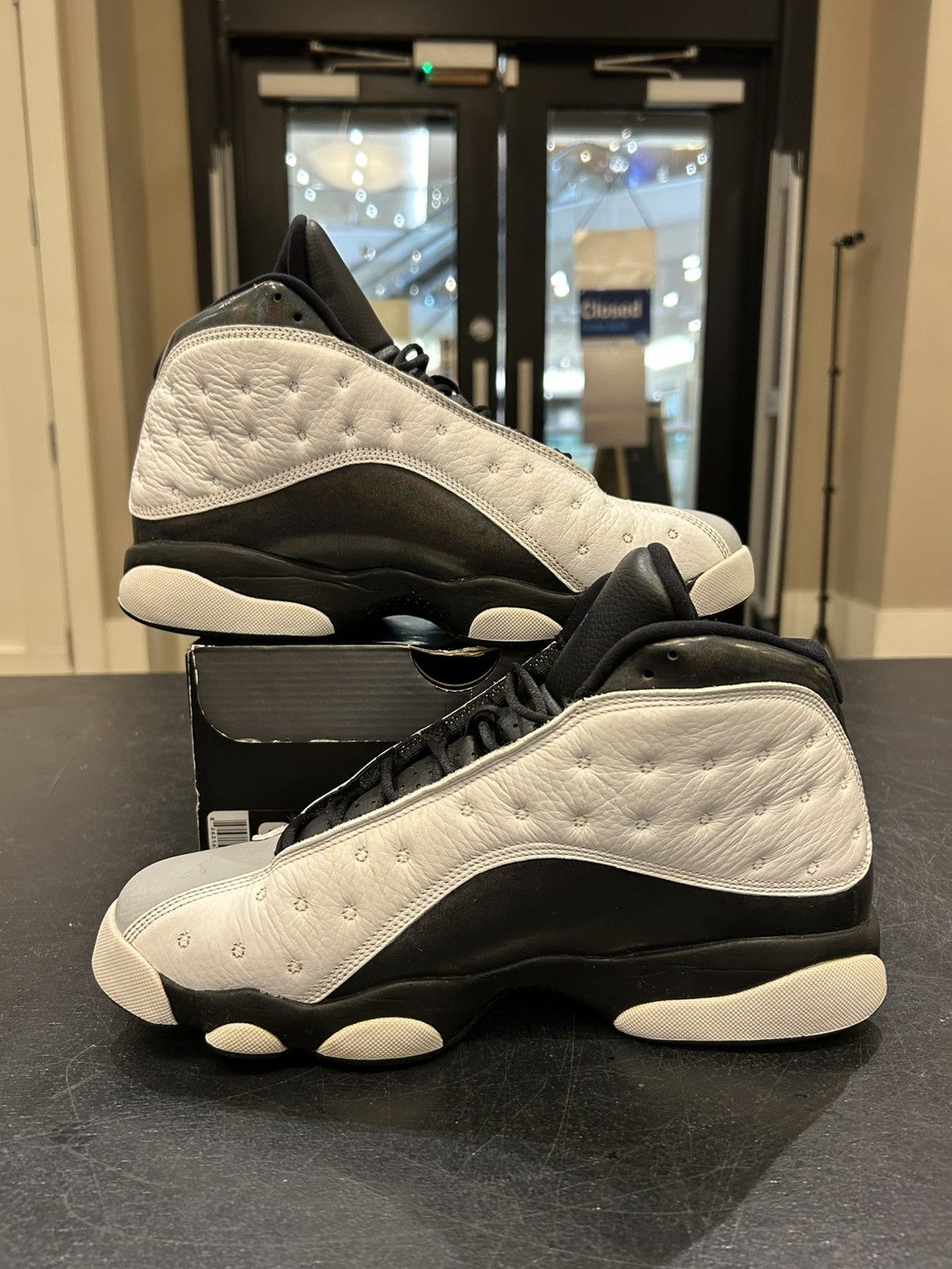 Jordan Brand Jordan 13 Retro ‘Barons Hologram’ Size US 9 / EU 42 - 2 Thumbnail