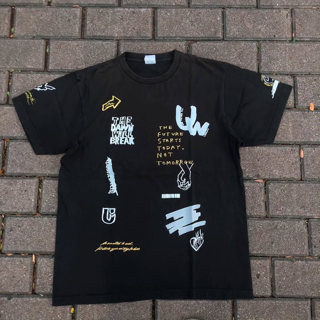 Band Tees UVERworld Japan Band Tee Size US L / EU 52-54 / 3 - 1 Thumbnail
