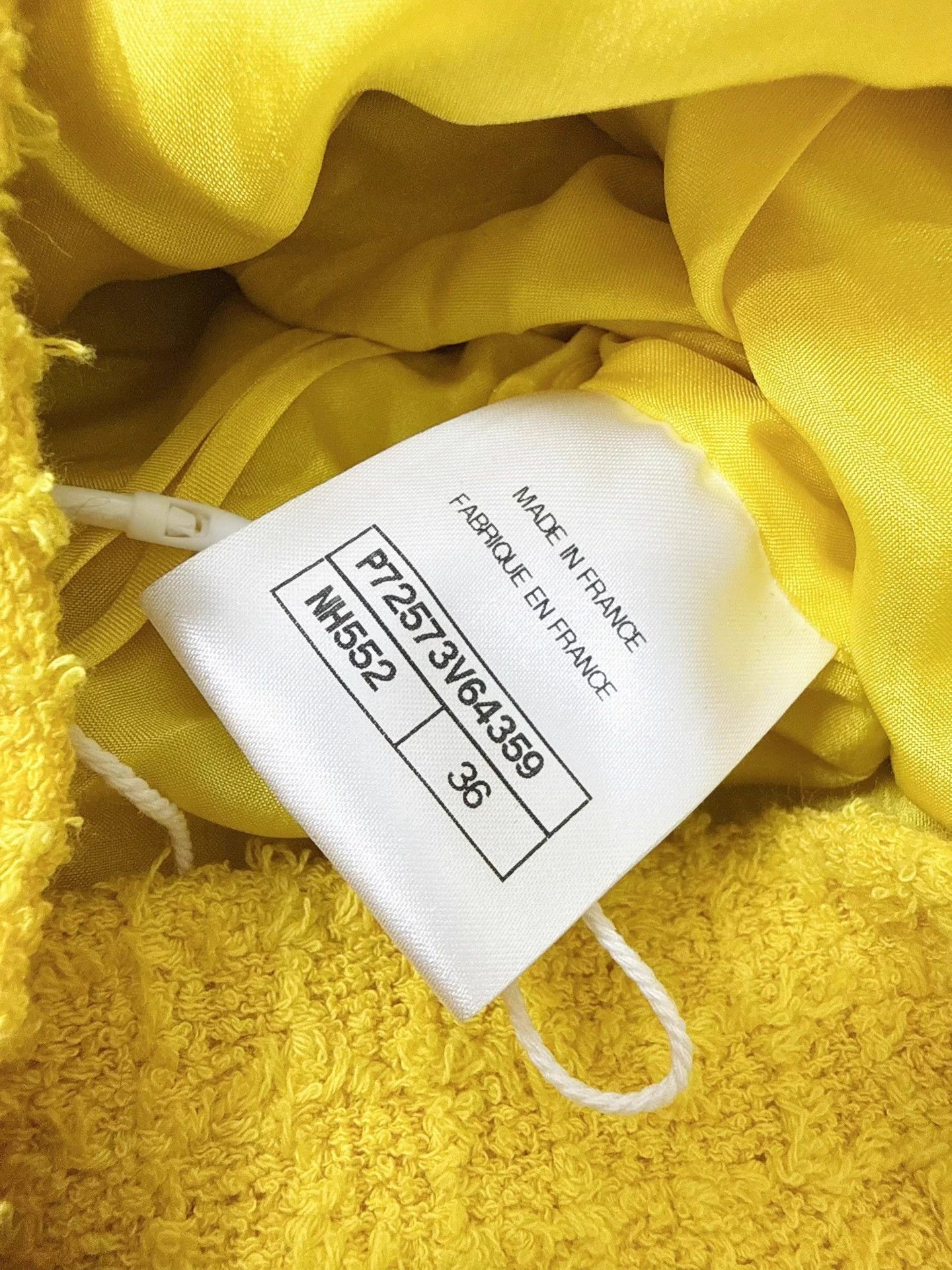 Chanel Chanel 22S Yellow Tweed Skirt 36 Size 26" / US 2 / IT 38 - 5 Thumbnail