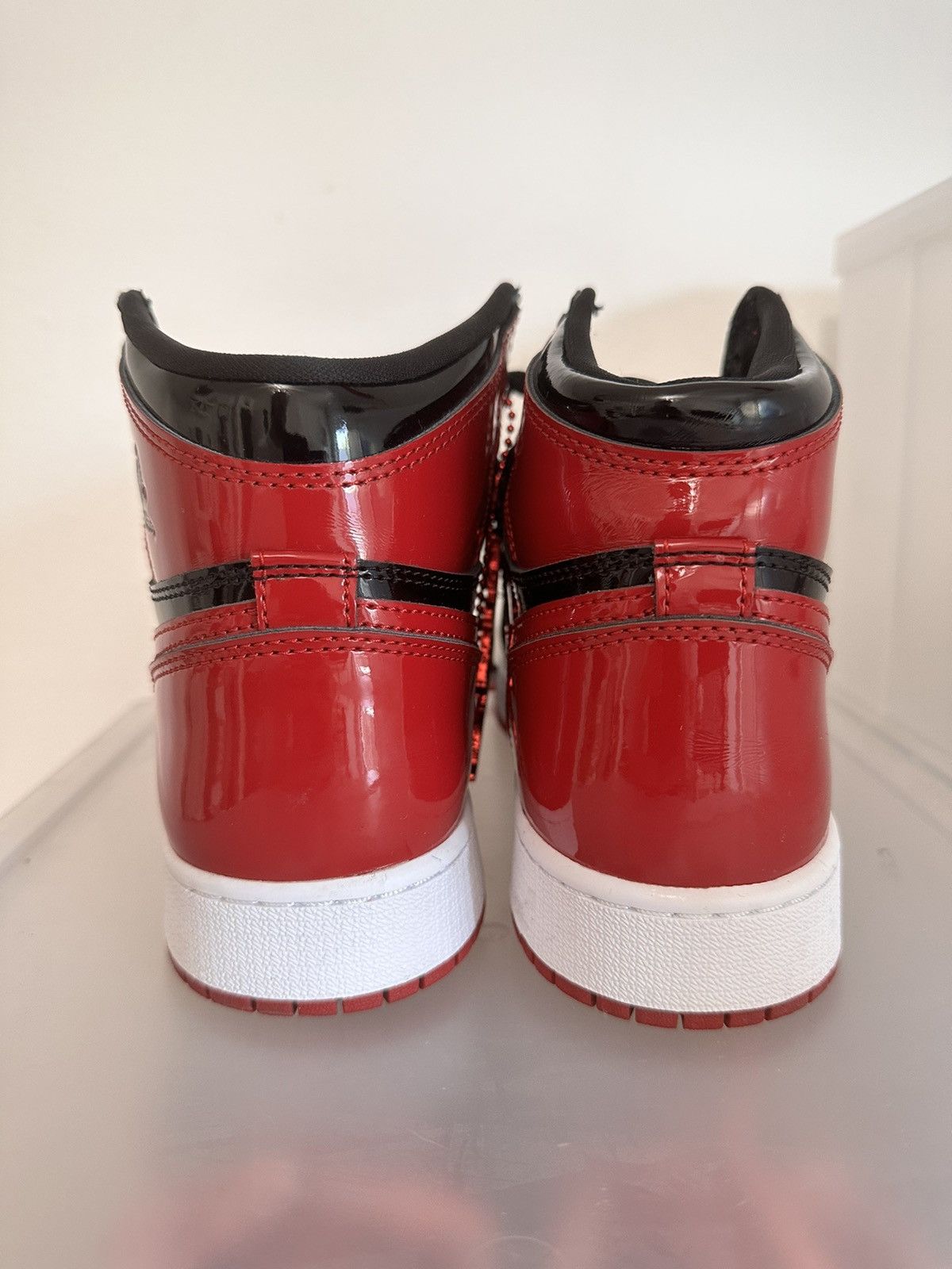 Jordan Brand × Nike Jordan 1 Retro High OG Patent Bred Size US 6.5 / EU 39-40 - 5 Thumbnail
