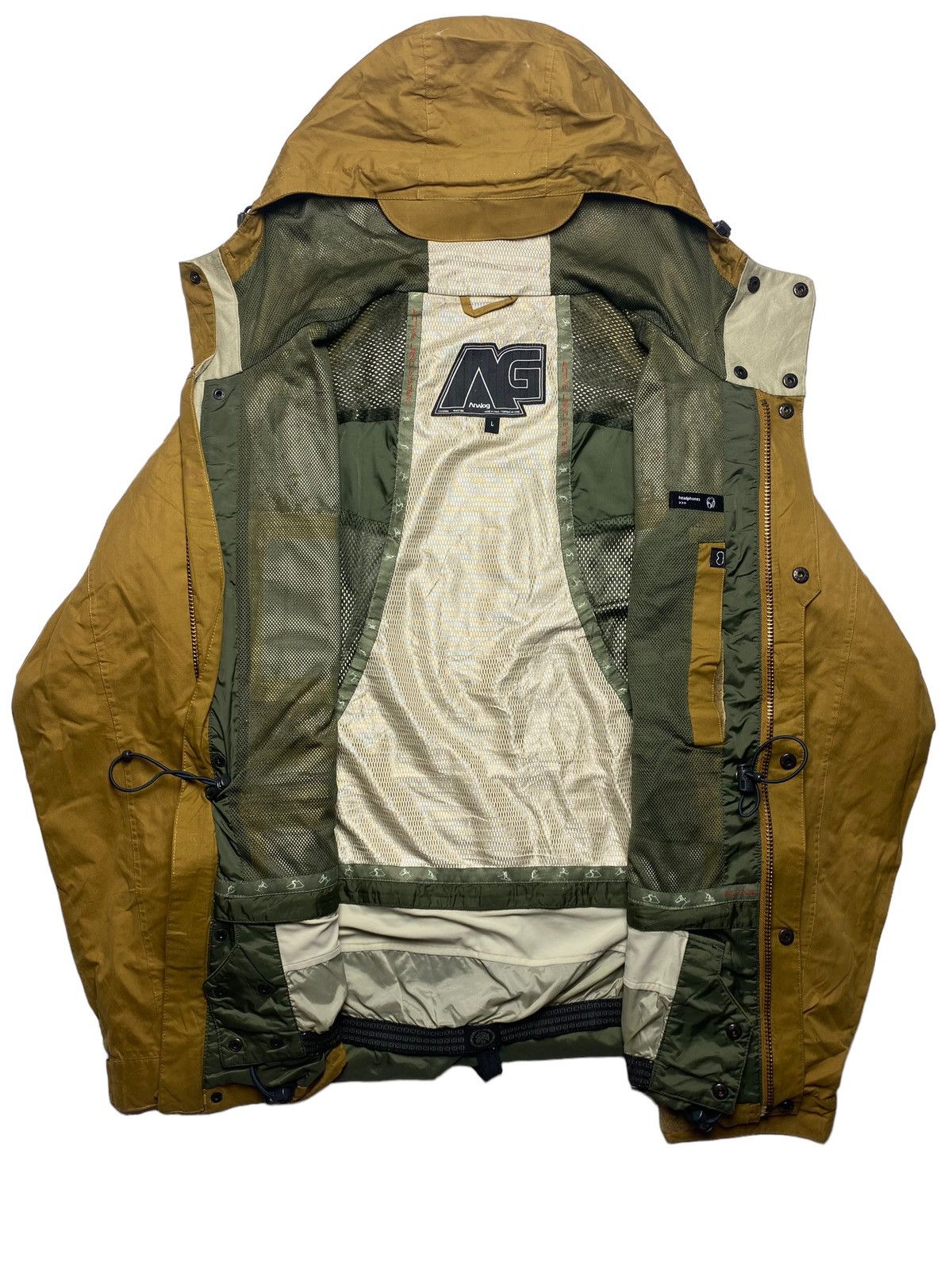 Analog 2000s Analog - Hyper Technical Outdoor Jacket Size US L / EU 52-54 / 3 - 13 Thumbnail