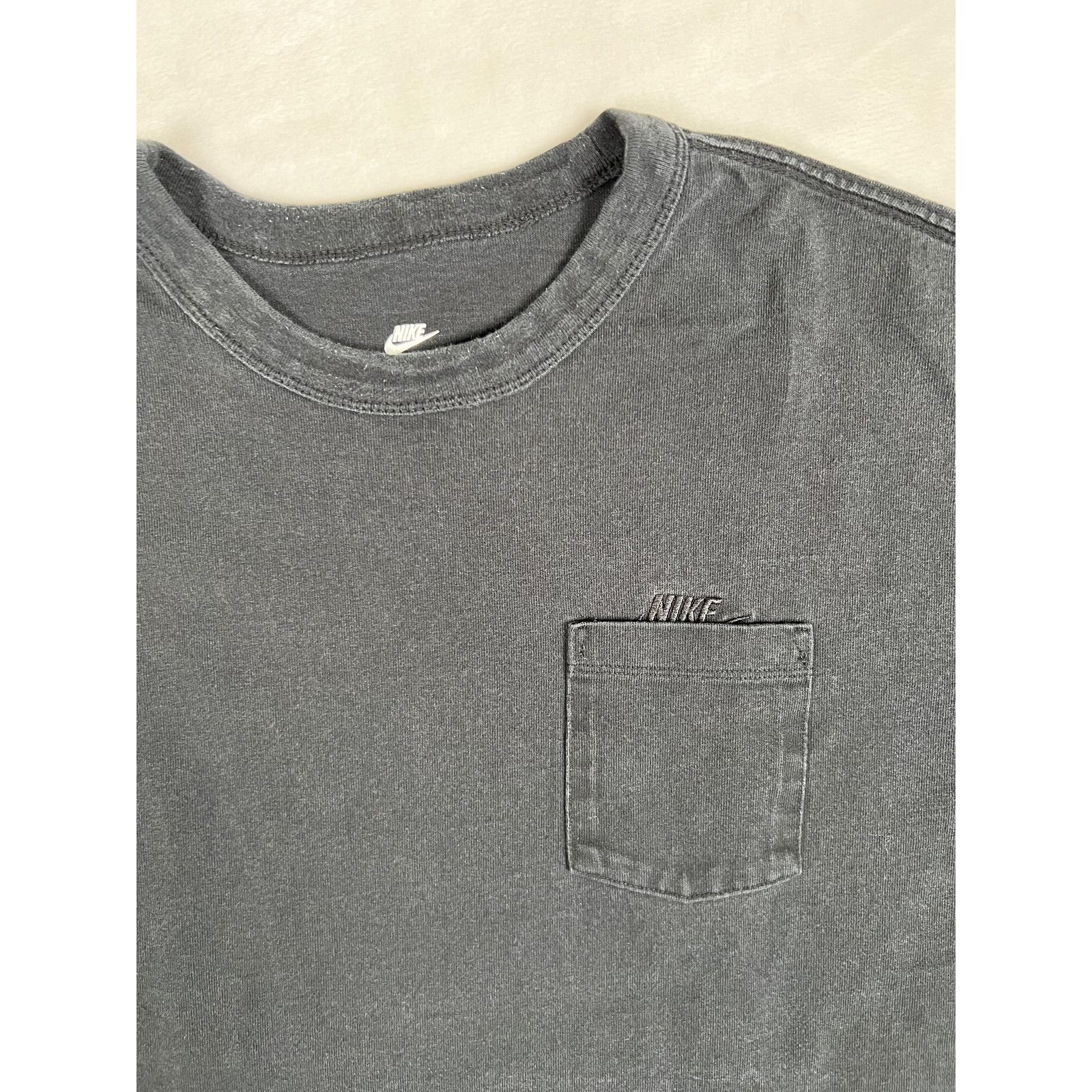 Nike Nike Long Sleeve Pocket Shirt Mens XL Black Max 90 Loose Fit Size US XL / EU 56 / 4 - 2 Thumbnail
