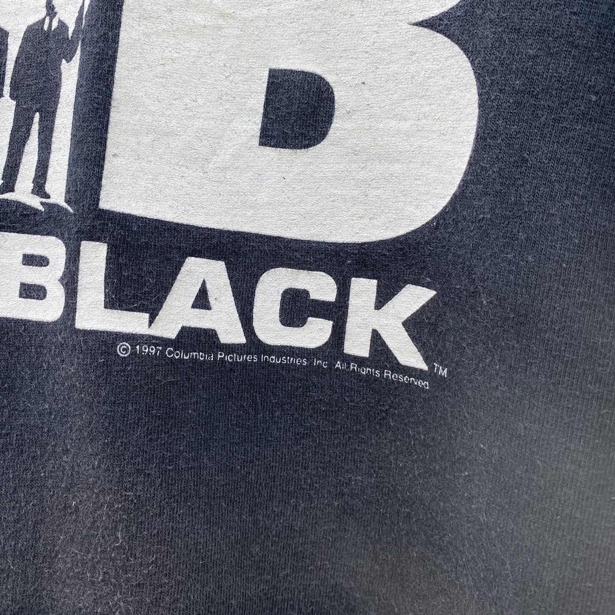 Vintage Thrashed Faded Vintage 90s Men In Black Movie ERD GRUNGE TEE Size US XL / EU 56 / 4 - 4 Thumbnail