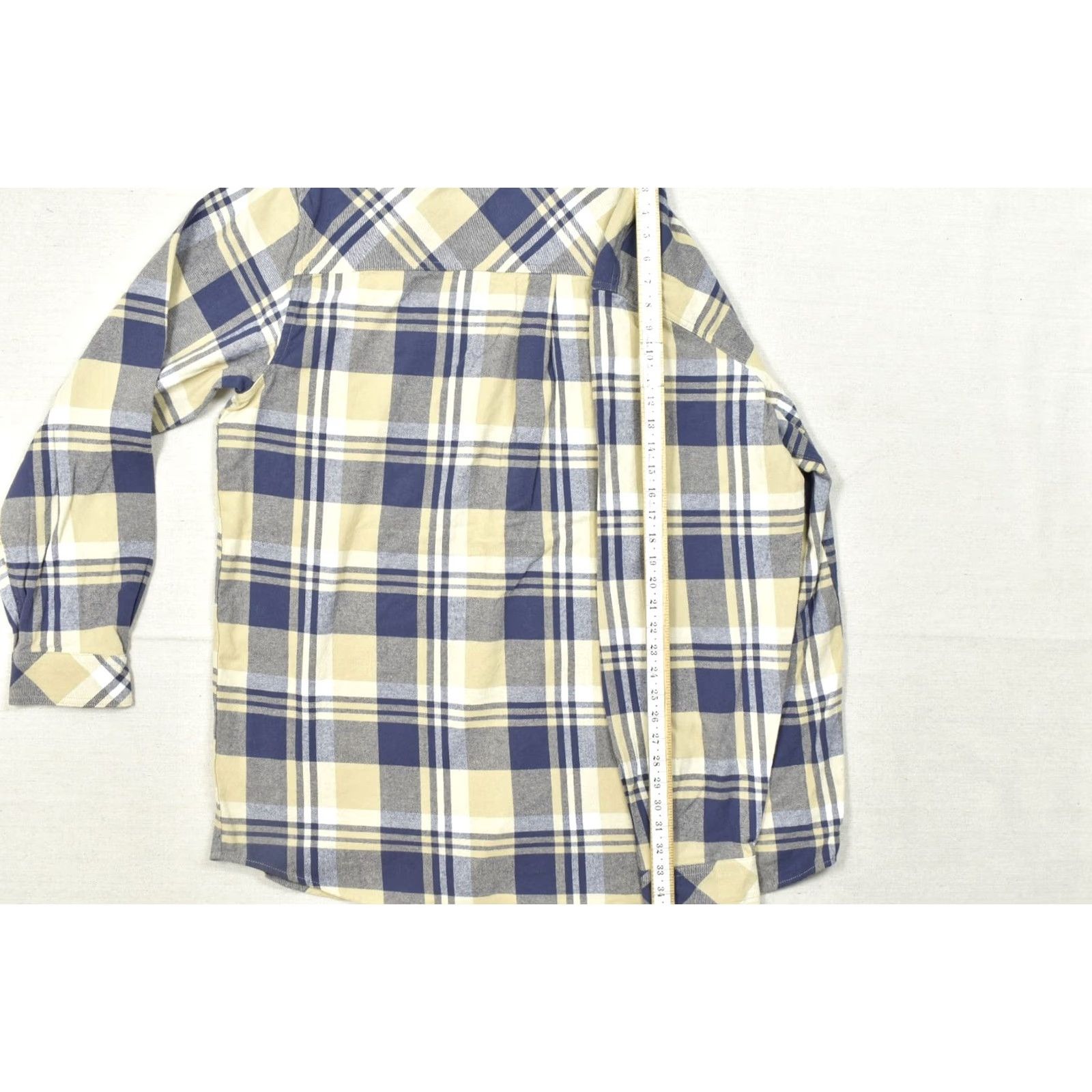 Vintage VINTAGE Legendary Whitetails Buck Camp Flannel Shirt Men's 3XT Blue Tan Plaid Cotton NWT Size US XXL / EU 58 / 5 - 5 Thumbnail