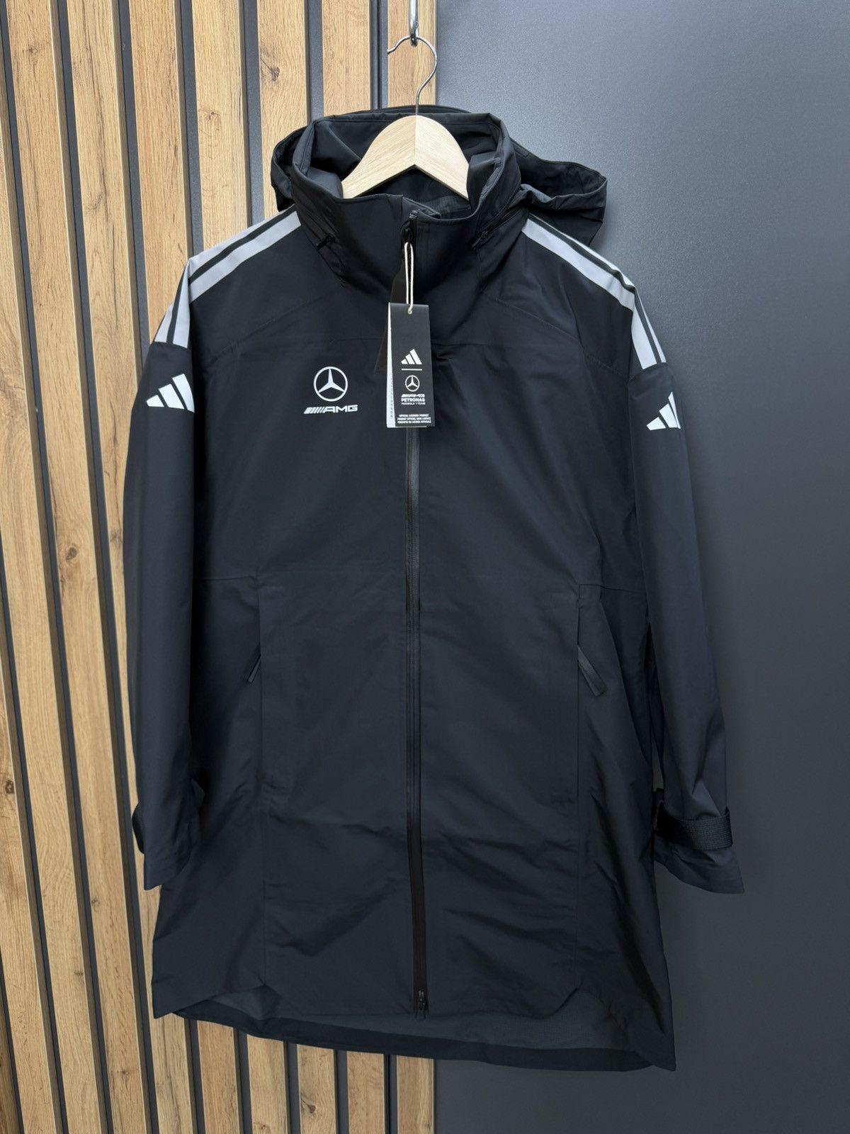 Mercedes-Benz Adidas Mercedes AMG Petronans Formula 1 Team Jacket Size S Size S / US 4 / IT 40 - 7 Thumbnail