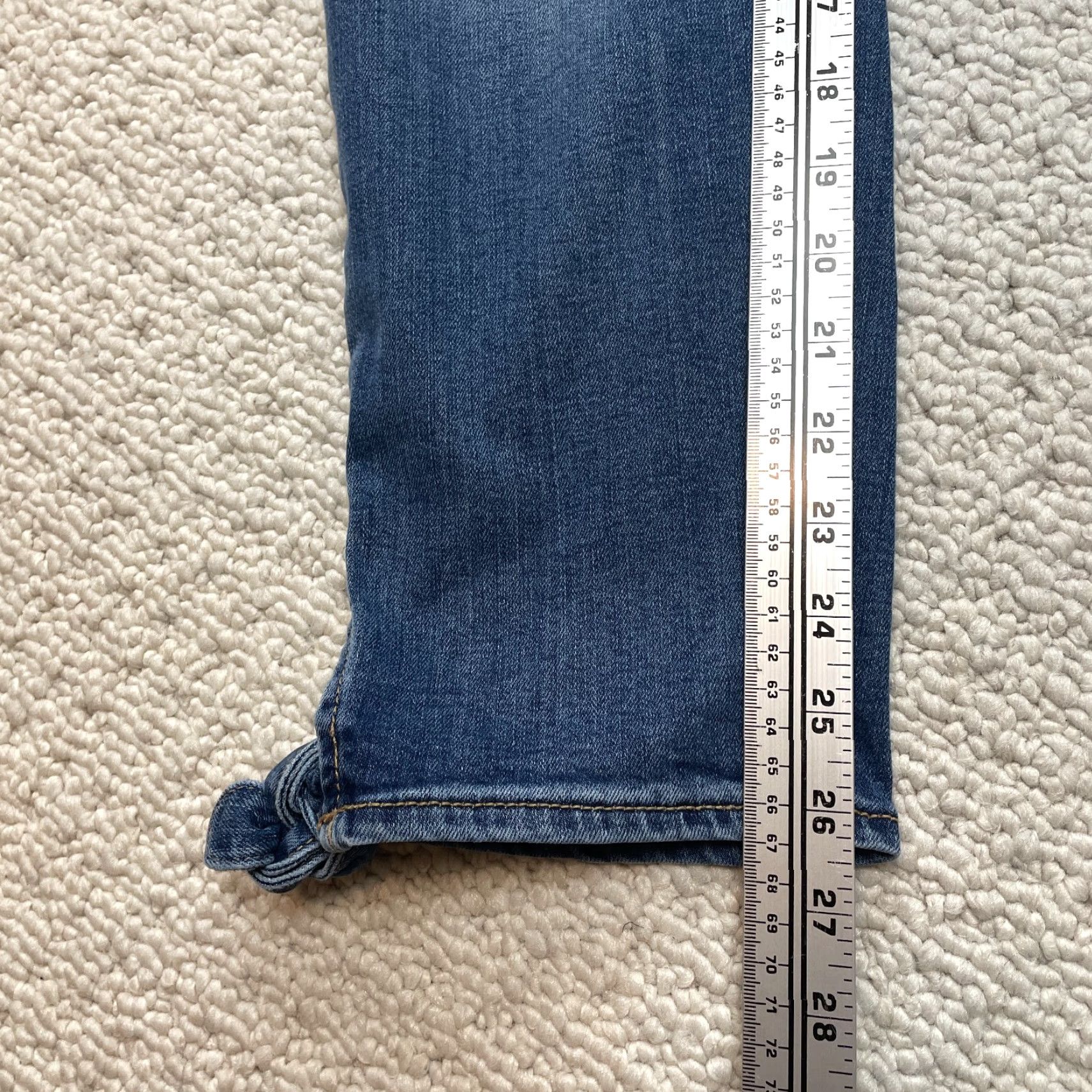 Vintage St. John's Bay Jeans Womens 16 W Blue Denim Skinny Leg Ankle Tie 35x26 Mid Rise Size 38" / US 16 / IT 52 - 4 Thumbnail