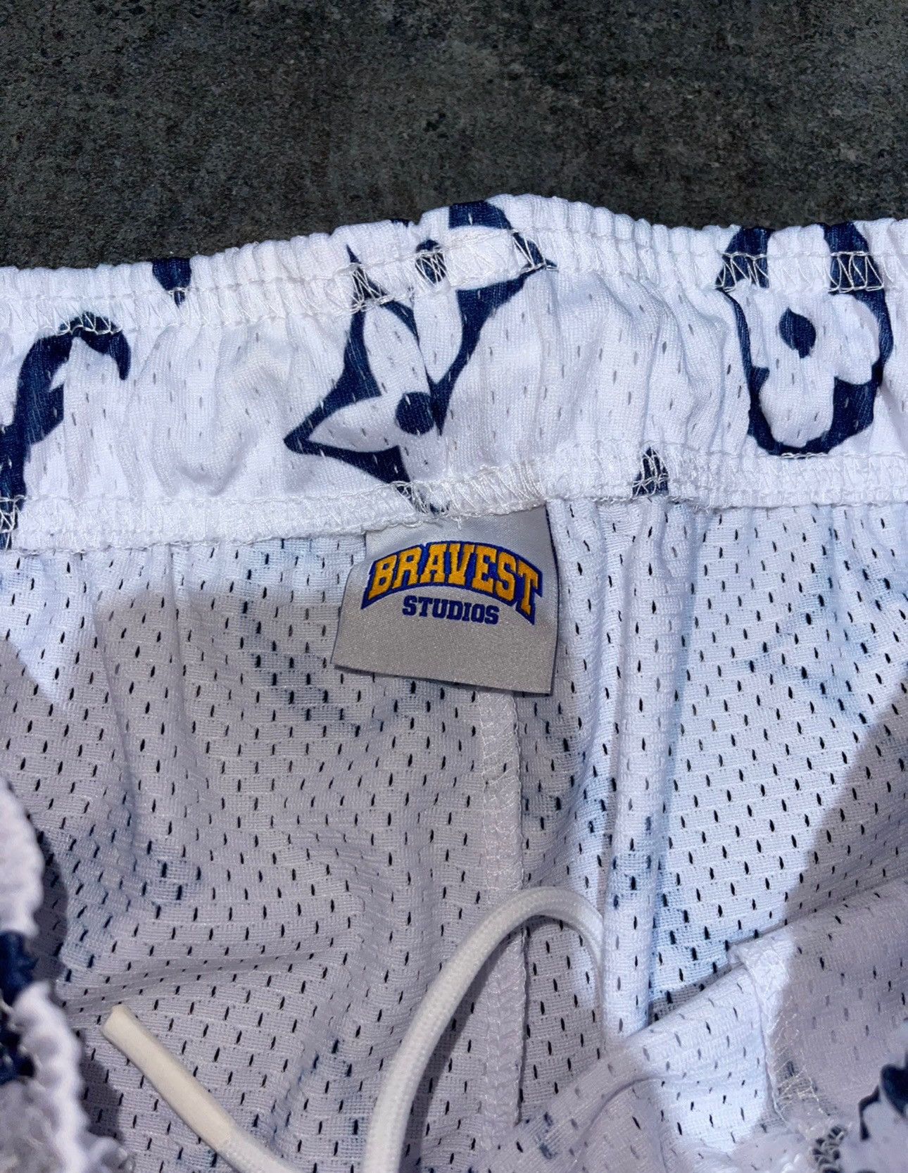 Bravest Studios Bravest Studios ‘LV / Braves’ Shorts / Size SMALL Size US 32 / EU 48 - 3 Thumbnail