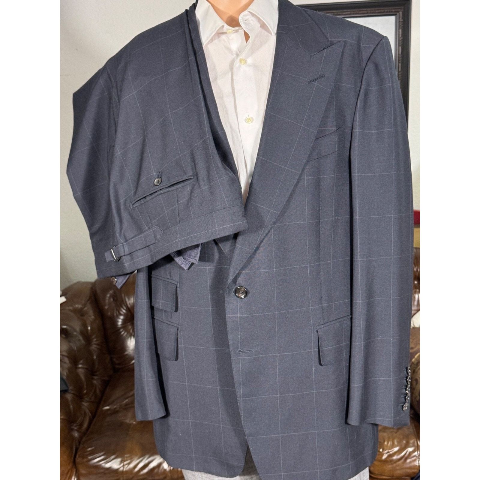 Tom Ford Tom Ford Navy Windowpane Suit 2 Pc Peak 58IT 48R US 39x30 Size 48R - 2 Thumbnail