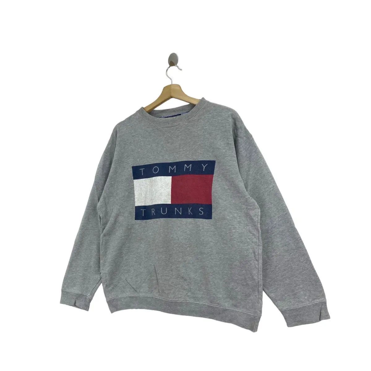 Tommy Hilfiger Vintage 90’ TOMMY HILFIGER Trunks Flag Sweatshirt Pullover Size US M / EU 48-50 / 2 - 9 Thumbnail