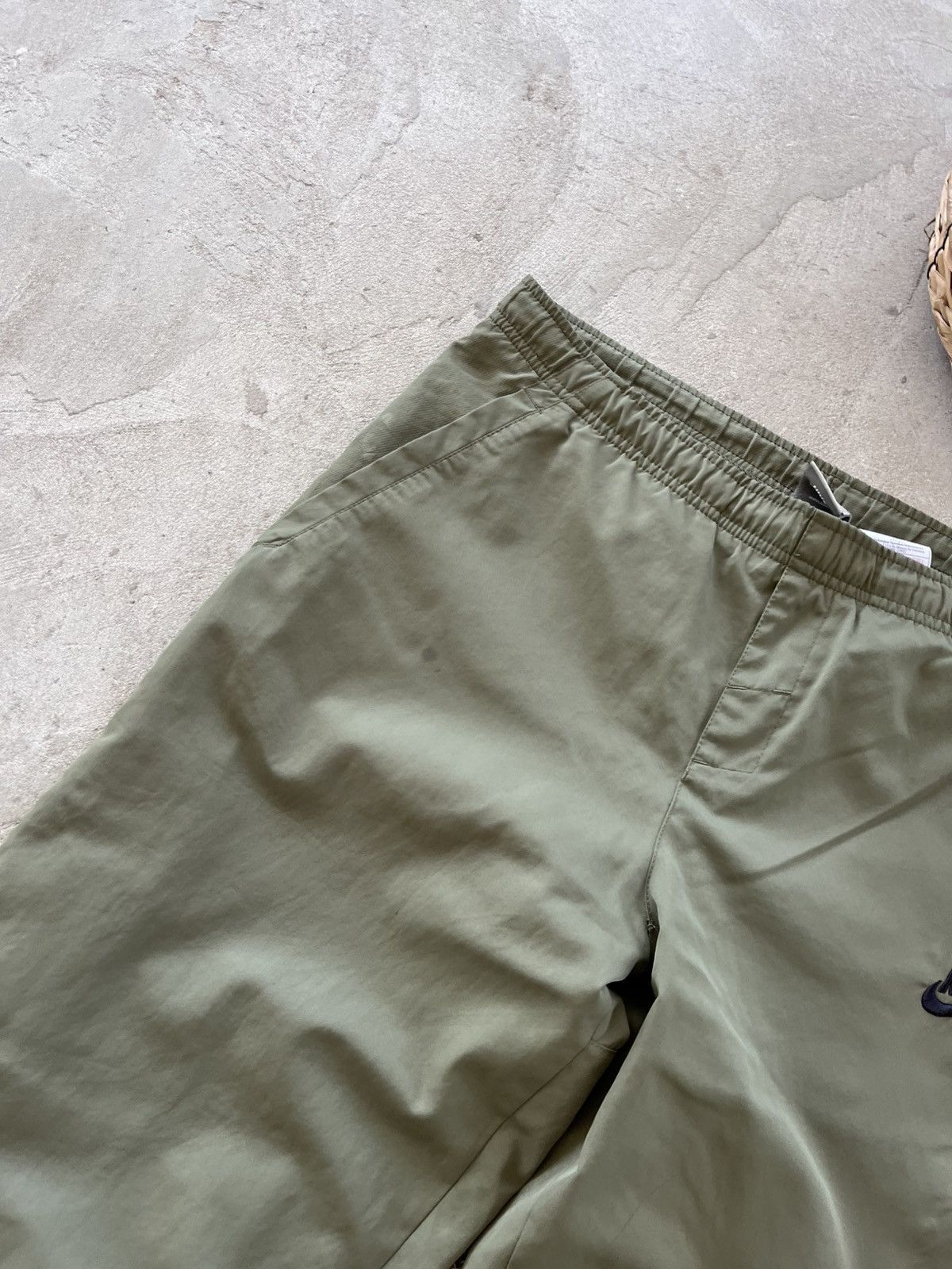 Nike Vintage Nike Sweatpants Track Pants Green Y2K Avantgarde Size US 36 / EU 52 - 7 Thumbnail