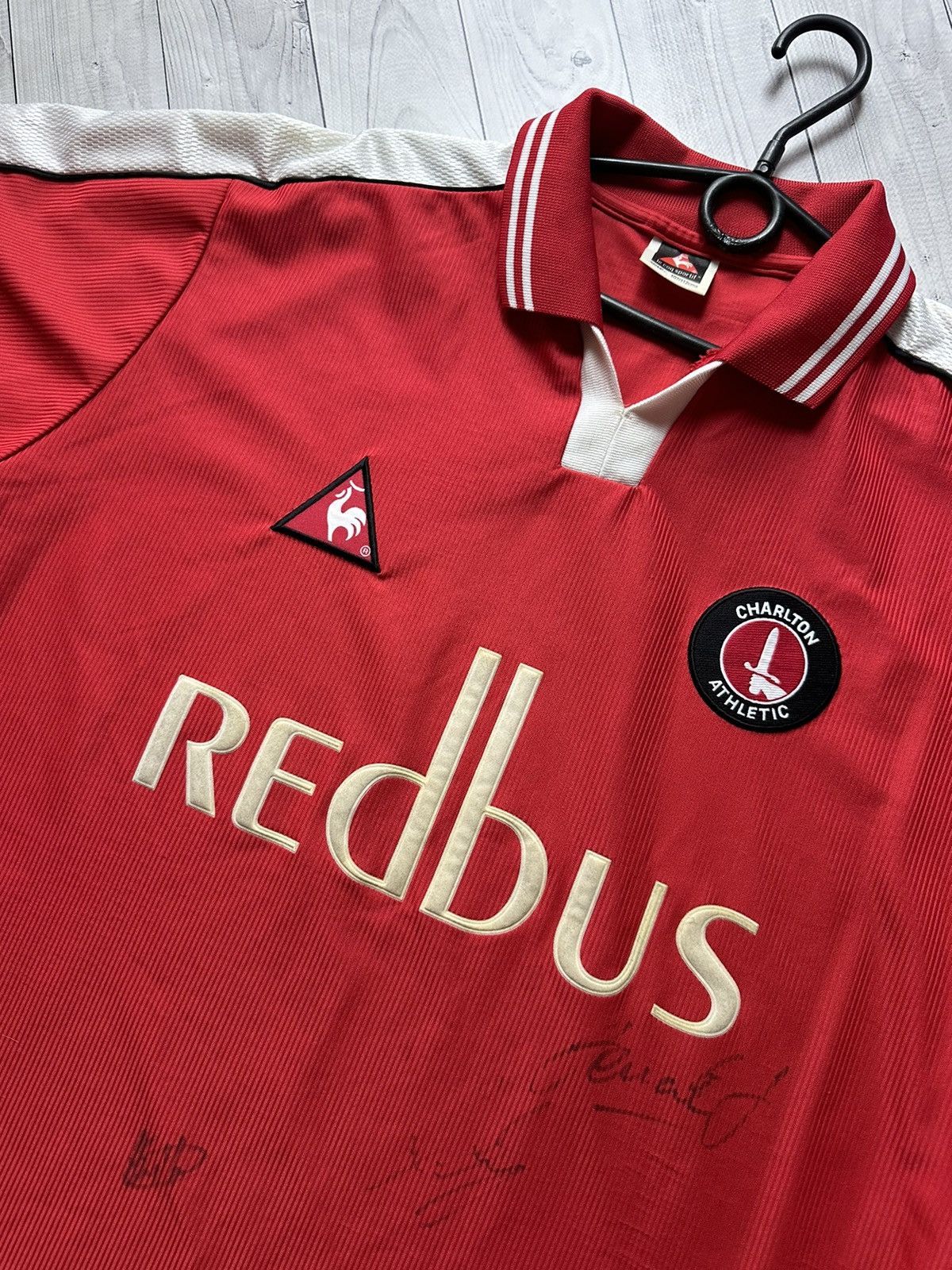 Vintage Vintage Charlton Athletic soccer jersey 9 Hunt size Xl rare Size US XL / EU 56 / 4 - 9 Thumbnail