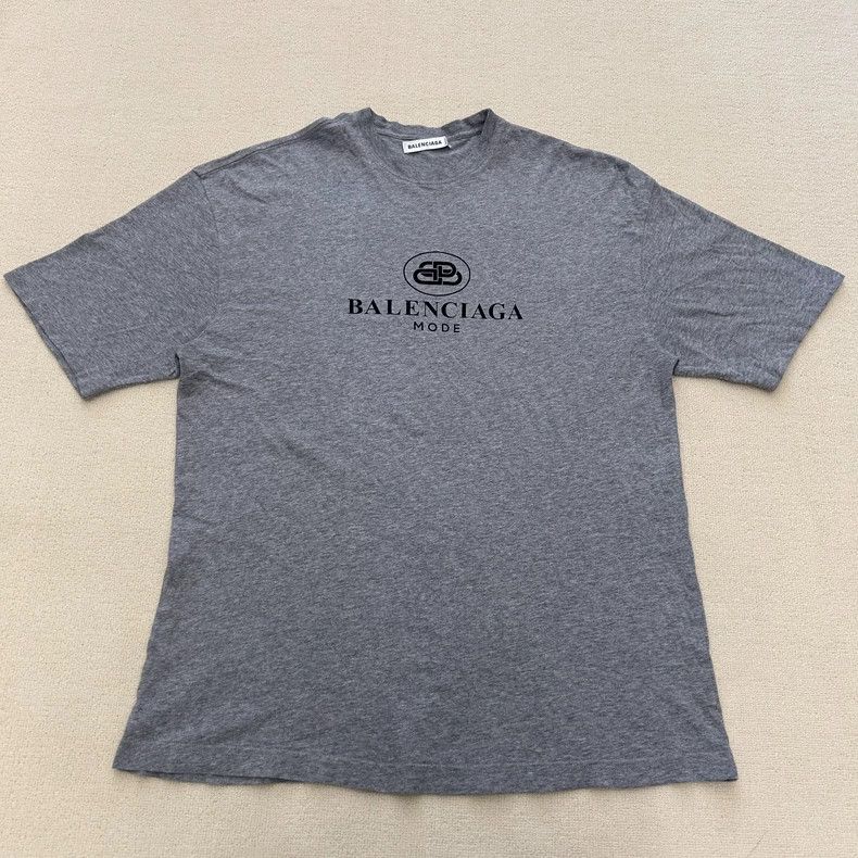 Balenciaga Balenciaga Double b short sleeves Size US XS / EU 42 / 0 - 1 Thumbnail