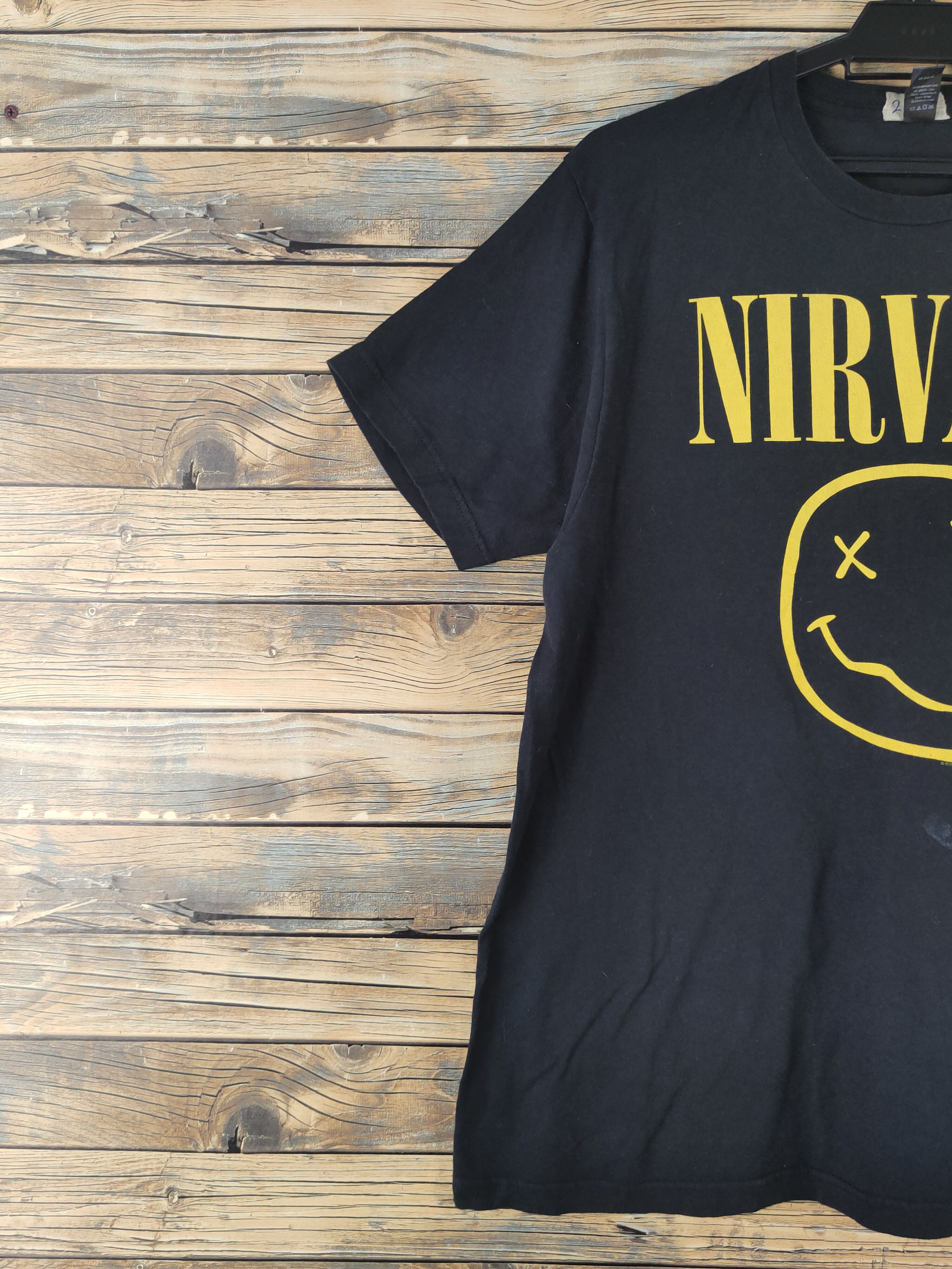 Nirvana DL Nirvana Black Short Sleeve T-shirt #2095 Size US L / EU 52-54 / 3 - 3 Thumbnail