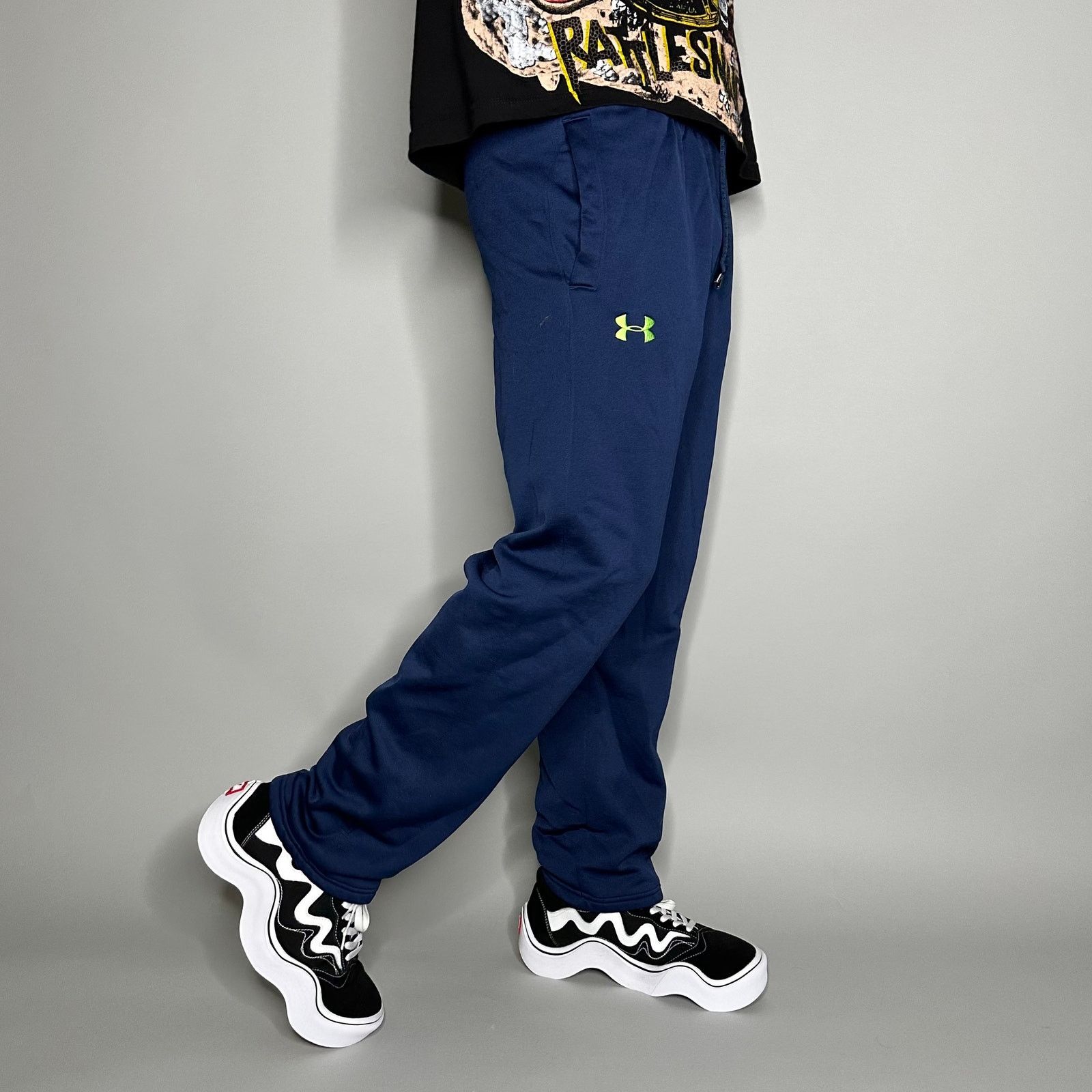 Under Armour Under Armour Sweatpants Navy Blue Polyester Neon Green Logo Size US 32 / EU 48 - 1 Thumbnail