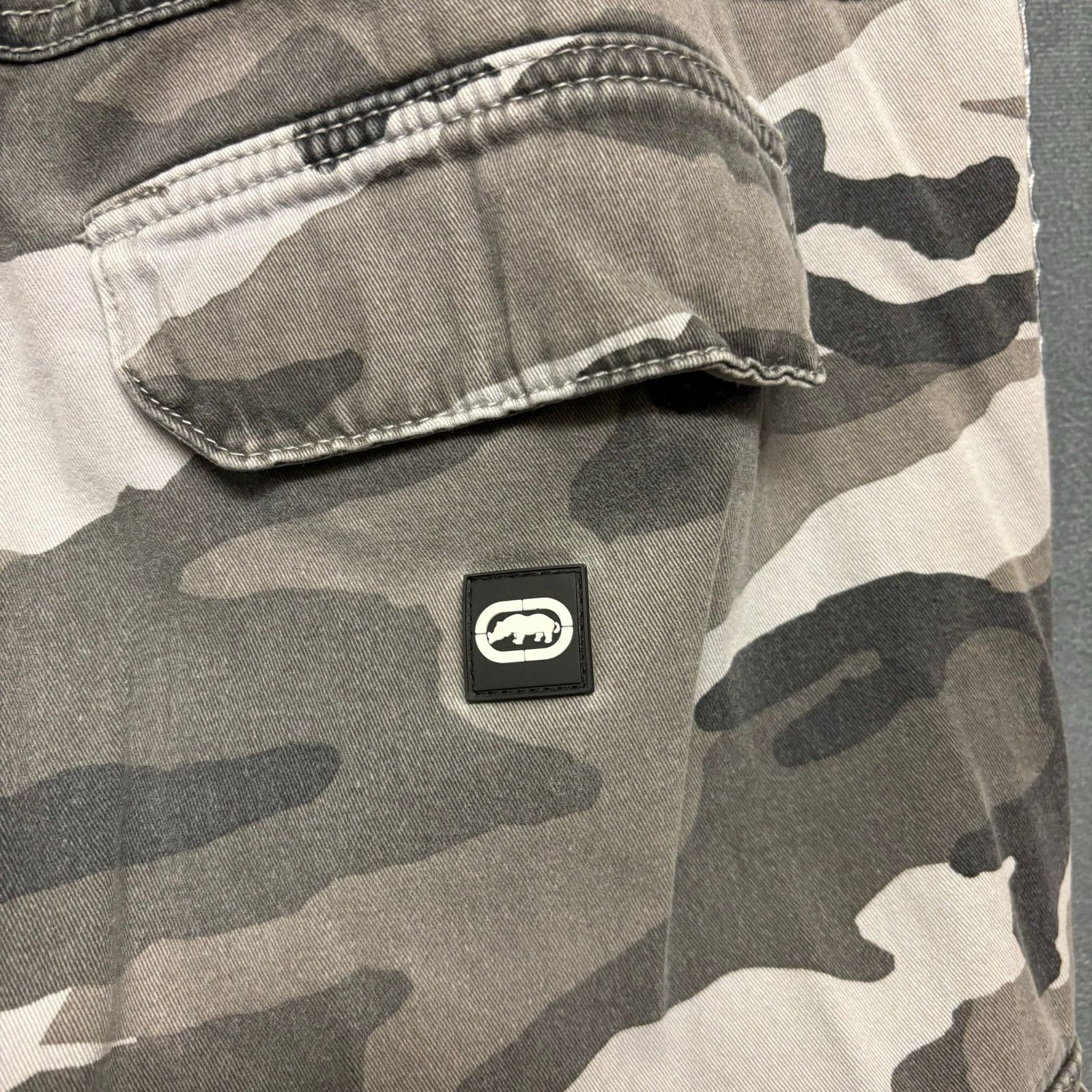 Ecko Unltd. Vintage Ecko Unltd Joggers Army Camo Cargo Men Medium Size US 34 / EU 50 - 13 Thumbnail