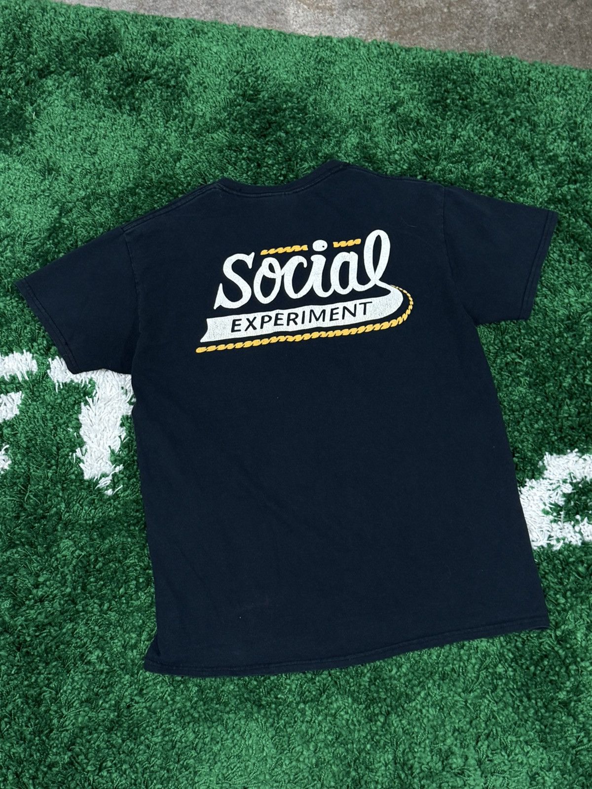 Vintage Vintage Gildan Medium Social Experiment Sox Tee Navy Medium Size US M / EU 48-50 / 2 - 1 Thumbnail