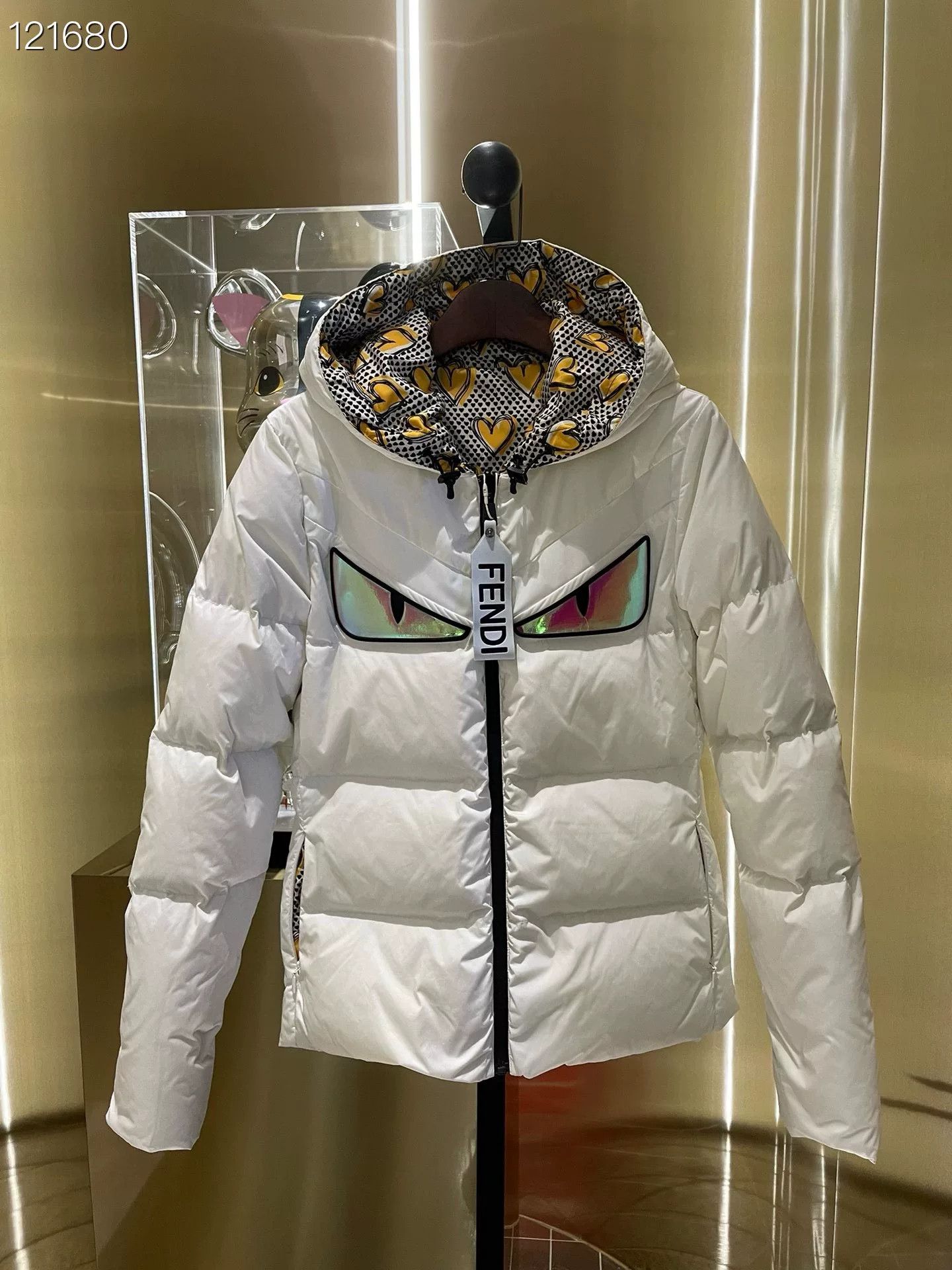 Fendi Fendi 080418C01 White Monster Short Down Jacket Size S / US 4 / IT 40 - 1 Thumbnail