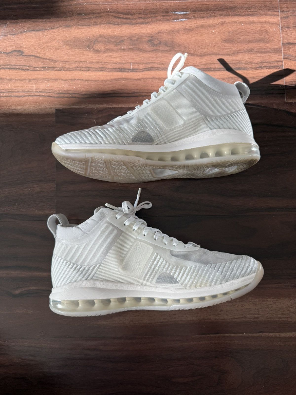 John Elliott × Nike John Elliott x Nike LeBron Icon Size US 9.5 / EU 42-43 - 2 Thumbnail