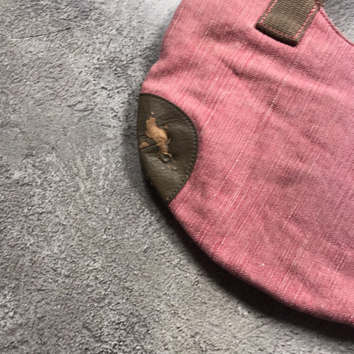Vintage Vintage Y2K Pink Pocket Shoulder Bag Japanese Streetwear OS Size ONE SIZE - 6 Thumbnail