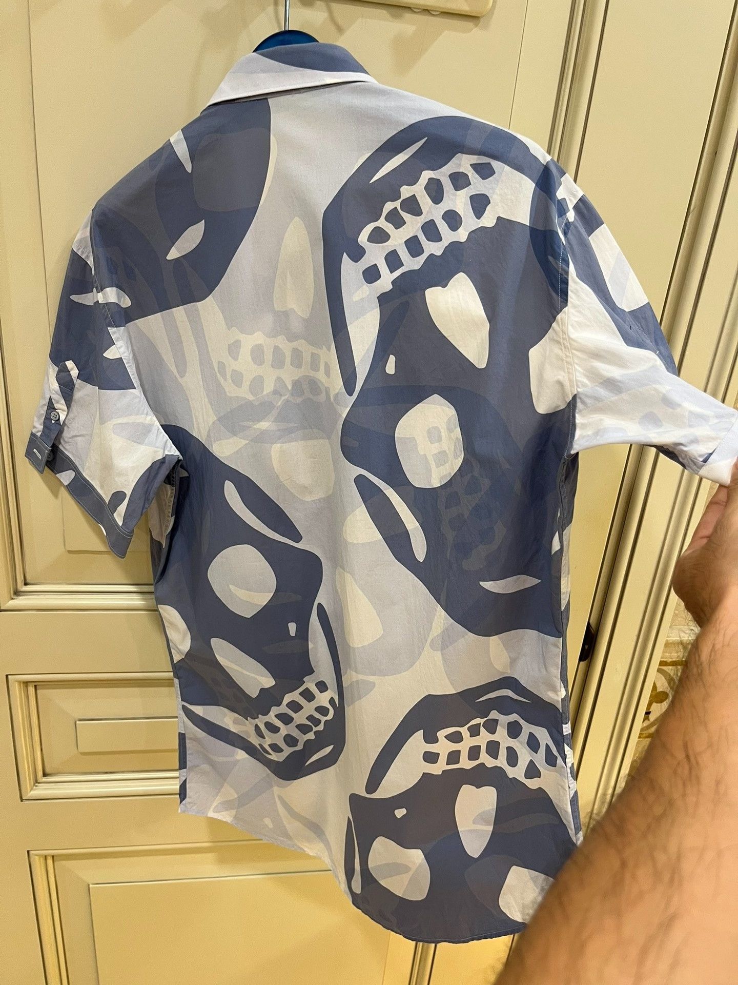 Alexander McQueen Alexander McQueen Skull Print Short Sleeve Shirt Size US S / EU 44-46 / 1 - 7 Thumbnail