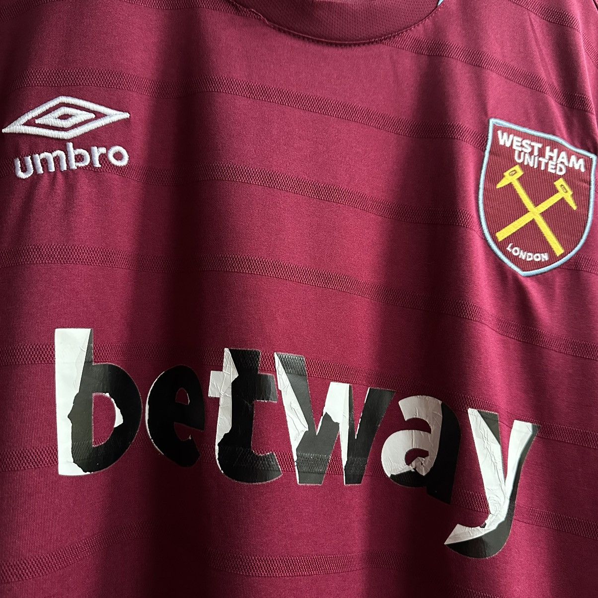 Umbro Arnautovic #7 Umbro FC West Ham United 2017/19 Soccer Jersey Size US XL / EU 56 / 4 - 6 Thumbnail