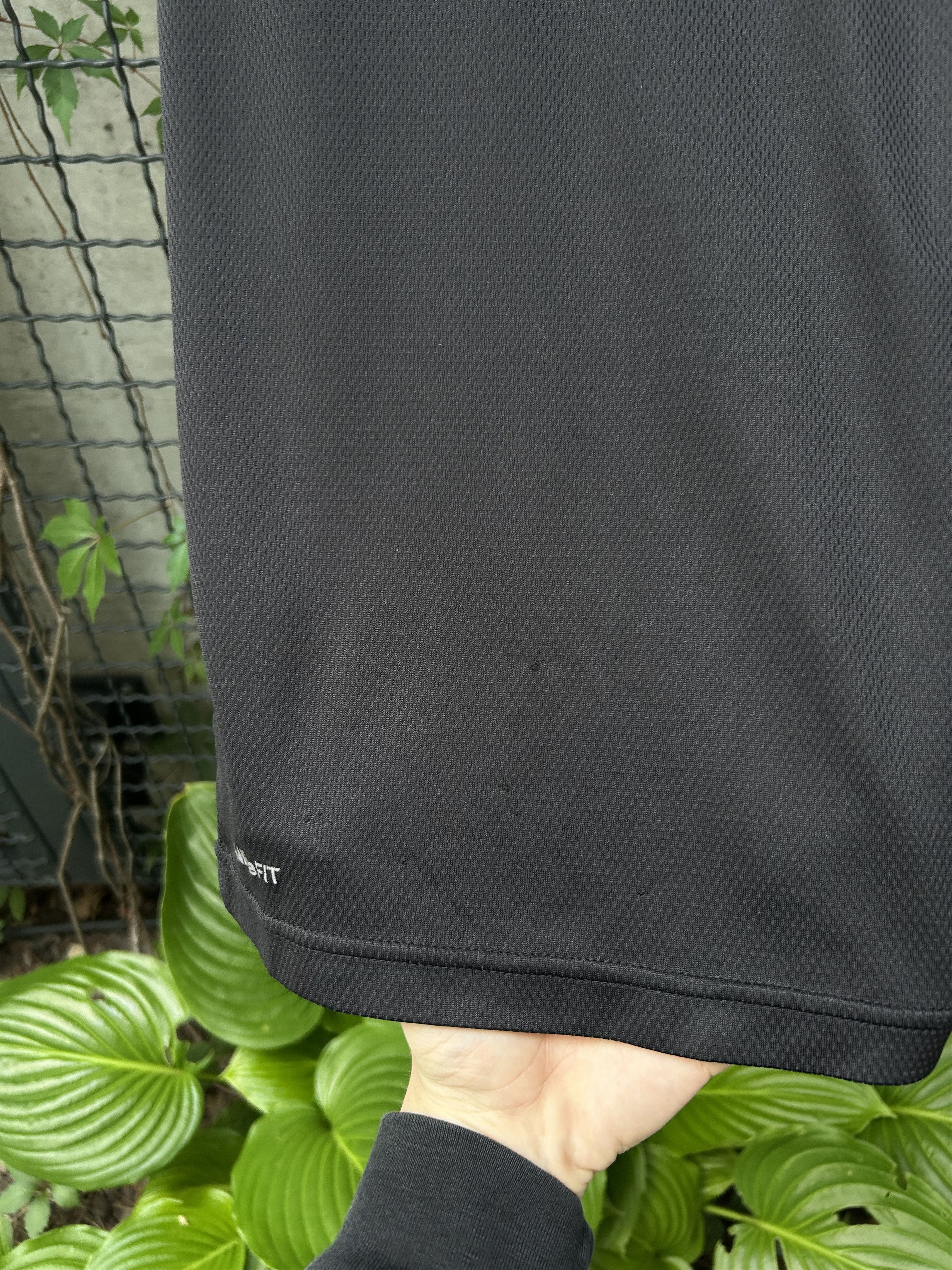 Nike Vintage 90s Nike Fit Embroidered Logo Swoosh T-Shirt Size US M / EU 48-50 / 2 - 11 Thumbnail