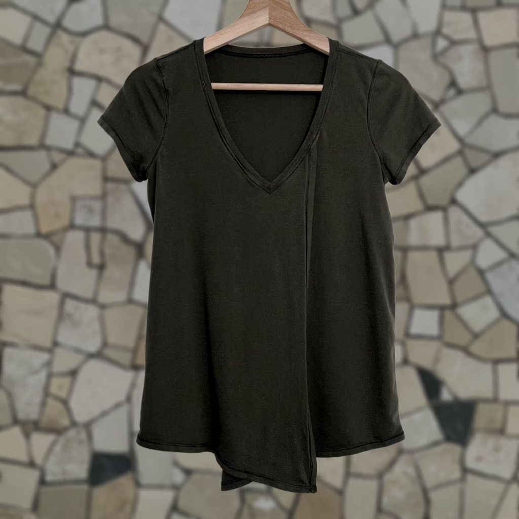 Lululemon Lululemon Knot A Problem Tee Green Short Sleeve Women’s Small Size 30" / US 8 / IT 44 - 1 Thumbnail