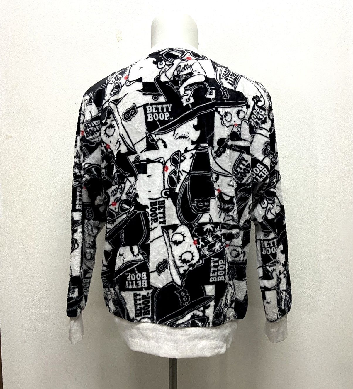 Other BETTY BOOP FULL PRINT SWEATSHIRT Size US M / EU 48-50 / 2 - 6 Thumbnail