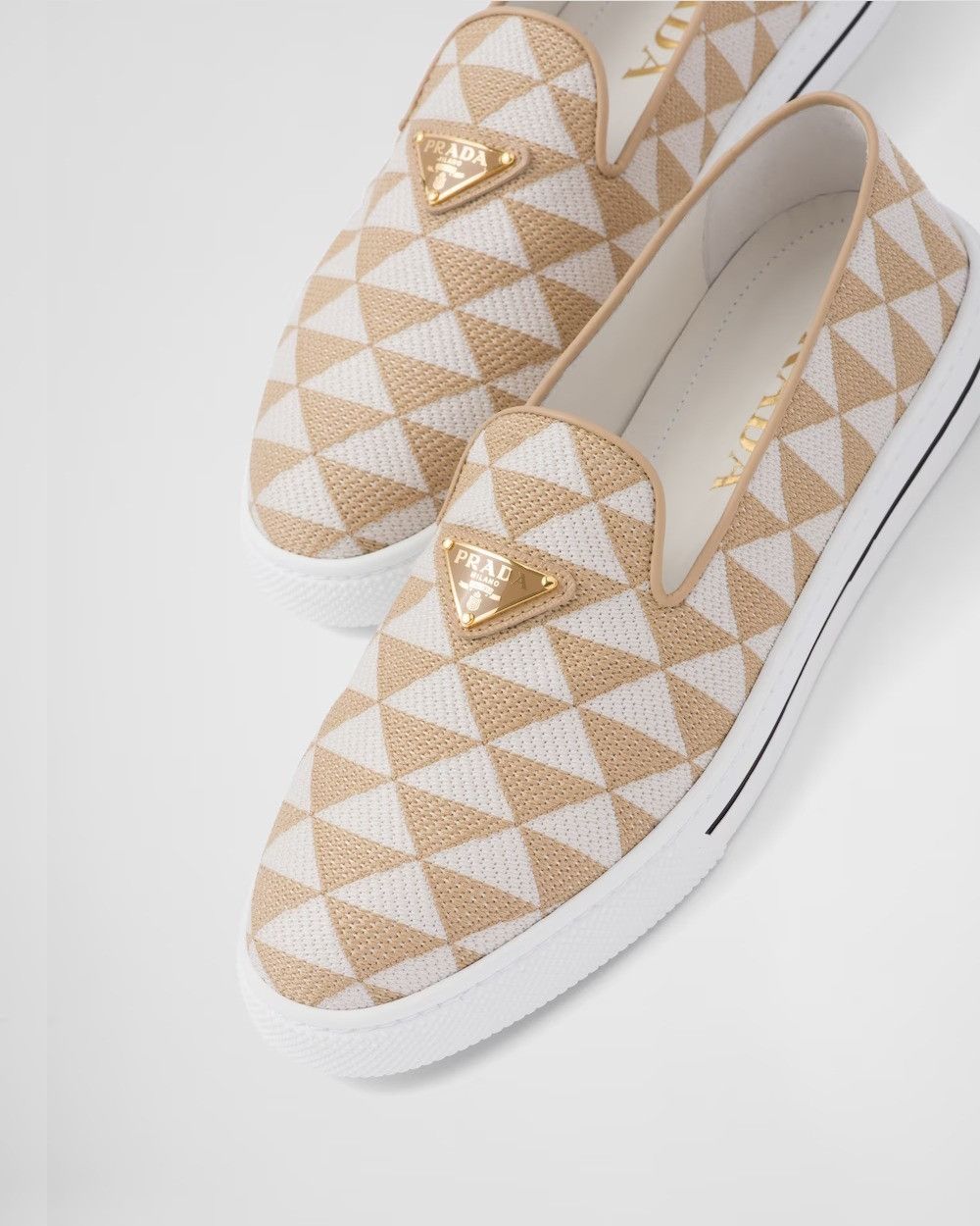 Prada o1w1db11124 Embroidered Fabric Slip Ons in White/Beige Size US 6 / IT 36 - 5 Thumbnail