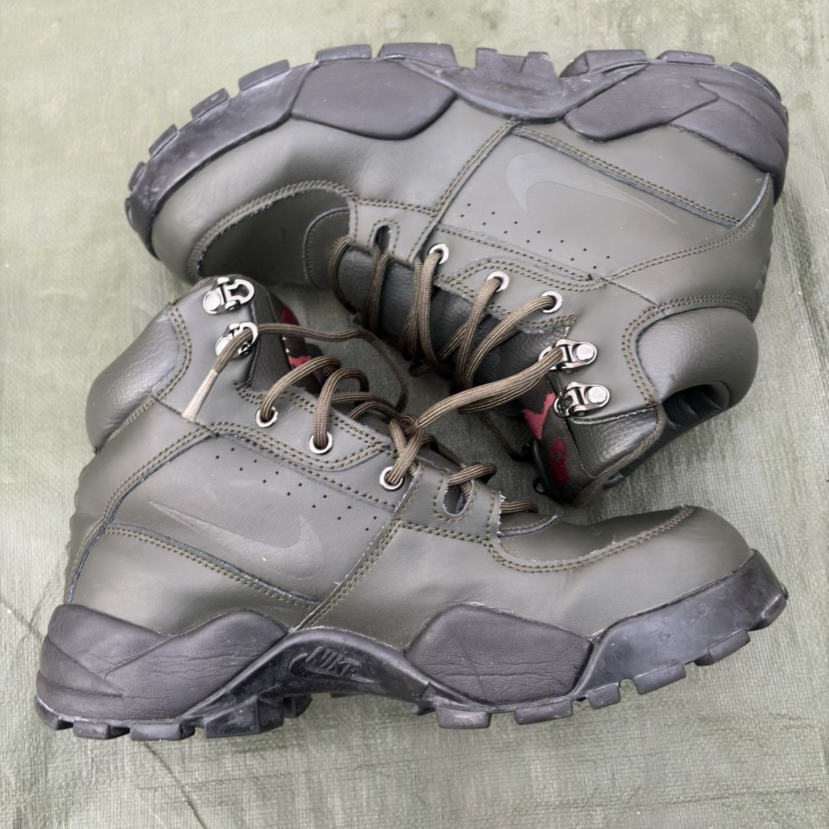 Nike Nike Rhyodomo ‘Sequioa’ High Top Hiking Boots Size US 9 / EU 42 - 4 Thumbnail