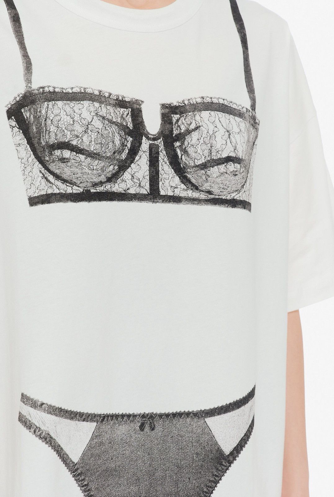 Vaquera Vaquera Trompe L’Oeil Tall Bra Print T-Shirt Off-White Size M / US 6-8 / IT 42-44 - 3 Thumbnail