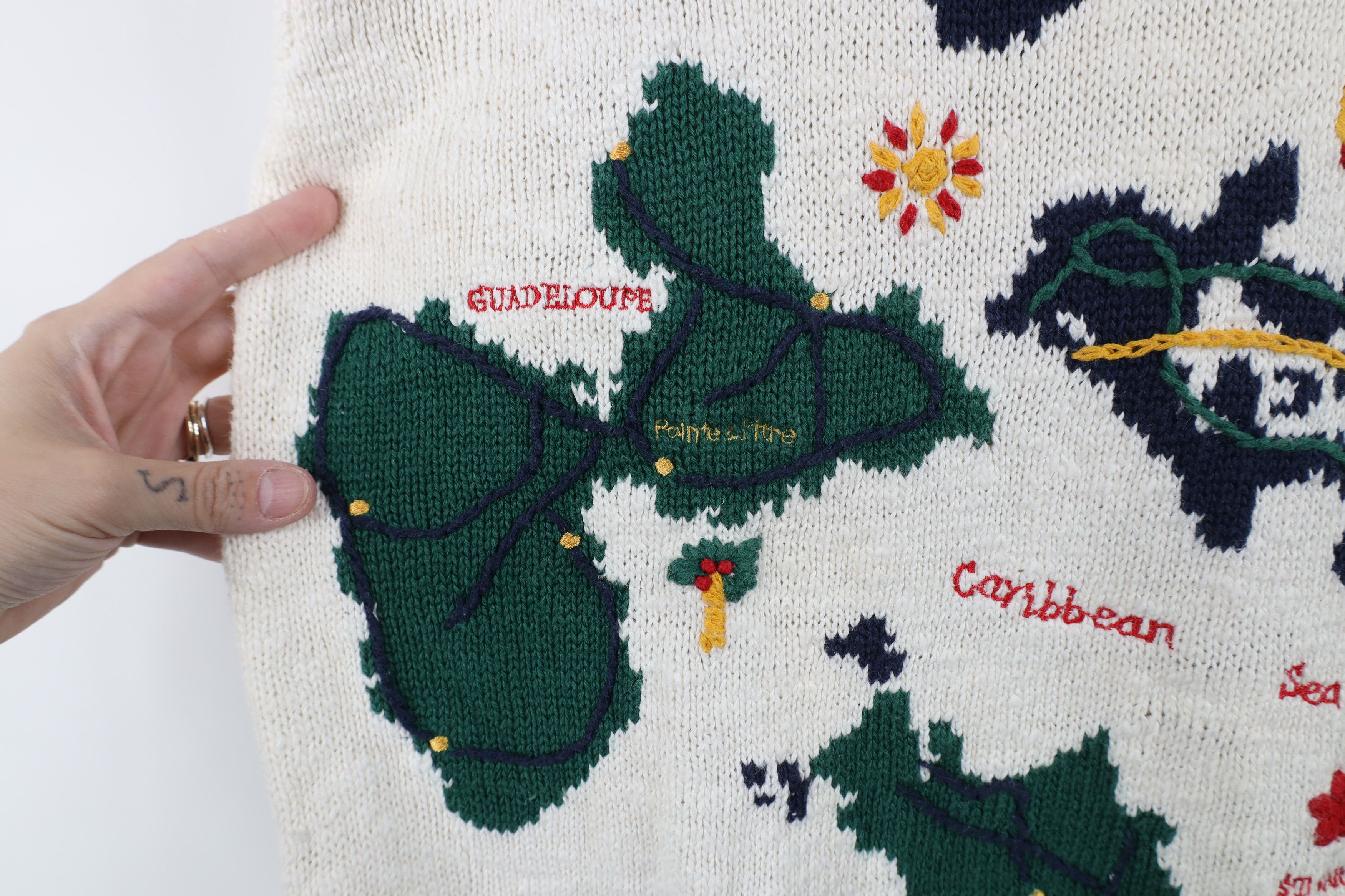 Vintage Vintage 90s Streetwear Island Map Knit Crewneck Sweater Size L / US 10 / IT 46 - 7 Thumbnail
