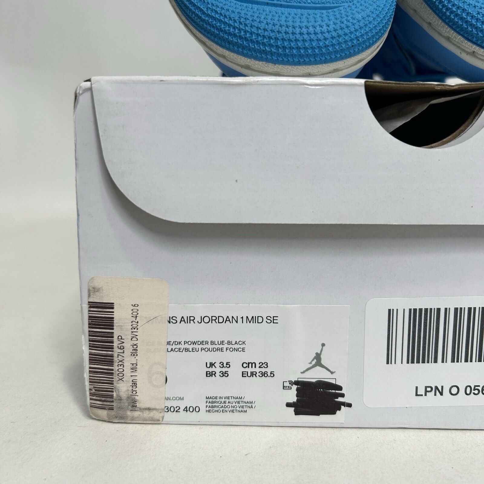 Nike Nike Shoes Air Jordan 1 Mid SE WMNS “Ice Blue” 2024 Size US 6 / IT 36 - 8 Thumbnail