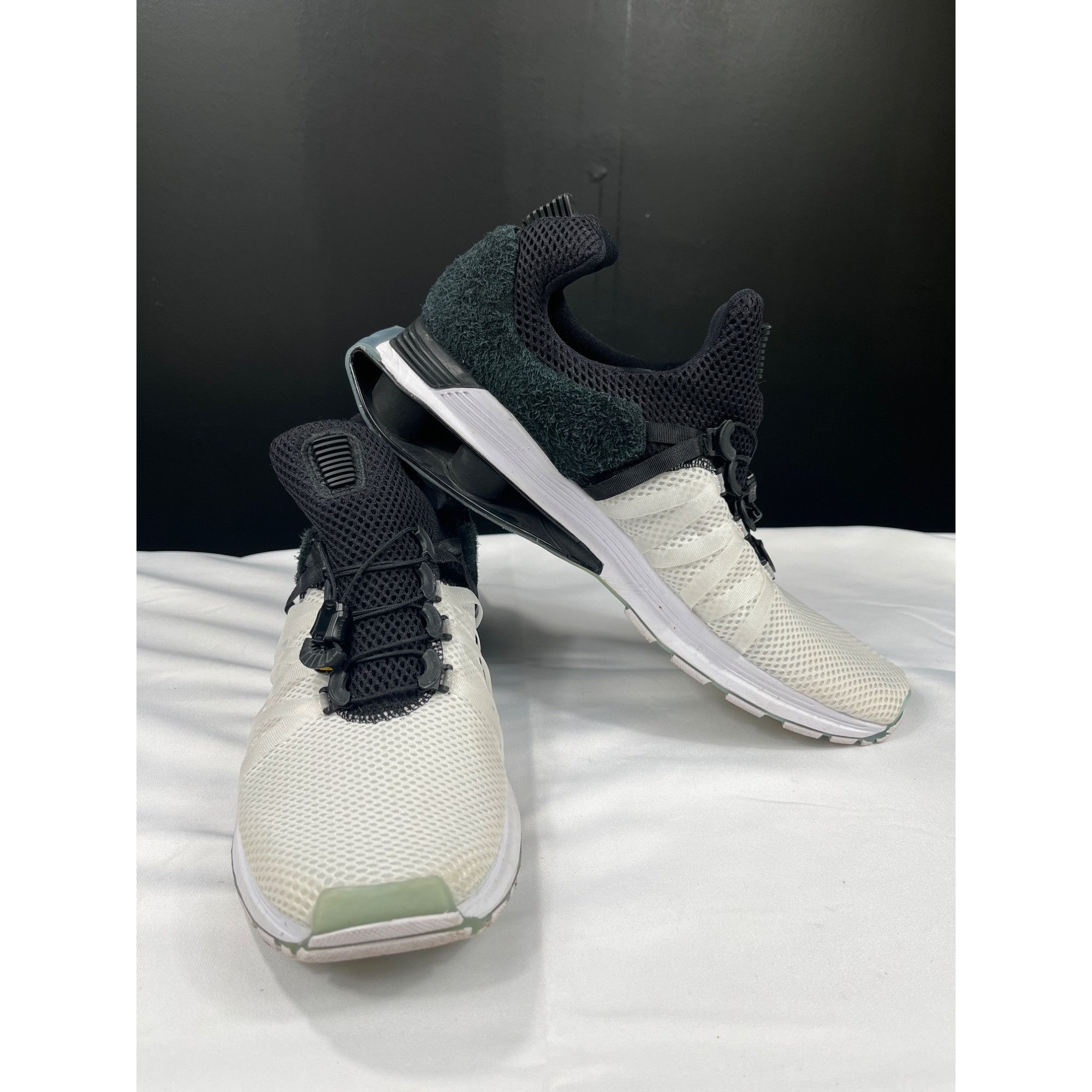 Nike Nike Mens Black and white Shox Gravity Shoes Size 11.5 SKU 7 Size US 11.5 / EU 44-45 - 1 Thumbnail