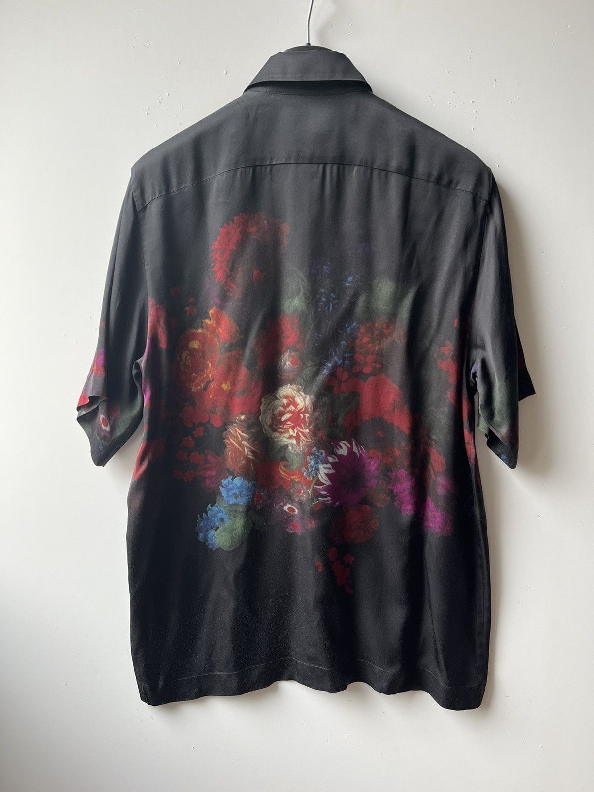 【DRIES VAN NOTEN】花柄刺繍 七分袖トップ Black 送料関税込 Dries Van Noten Dries Van Noten Black Floral Print Shirt