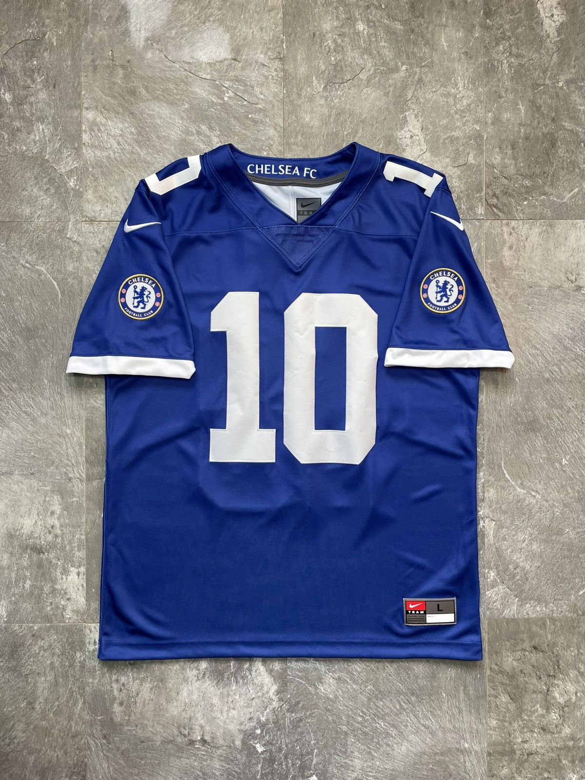 Nike Nike Chelsea FC 2018 2019 Hazard Limited Edition NFL Jersey Size US L / EU 52-54 / 3 - 3 Thumbnail