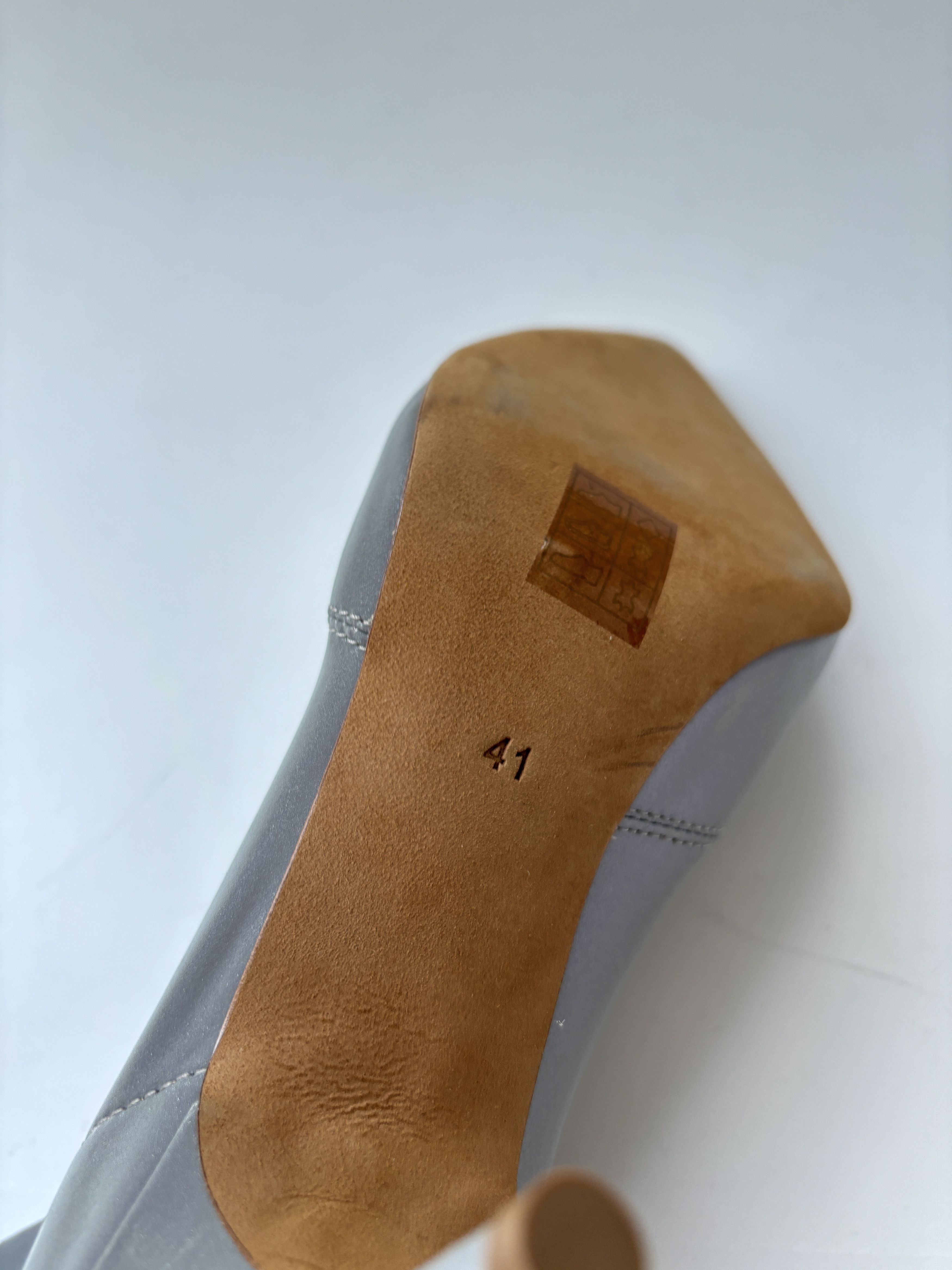 Yeezy ⚡️QUICK SALE⚡️Yeezy Season 7 Grey Ankle Boots Size US 10 / IT 40 - 6 Thumbnail