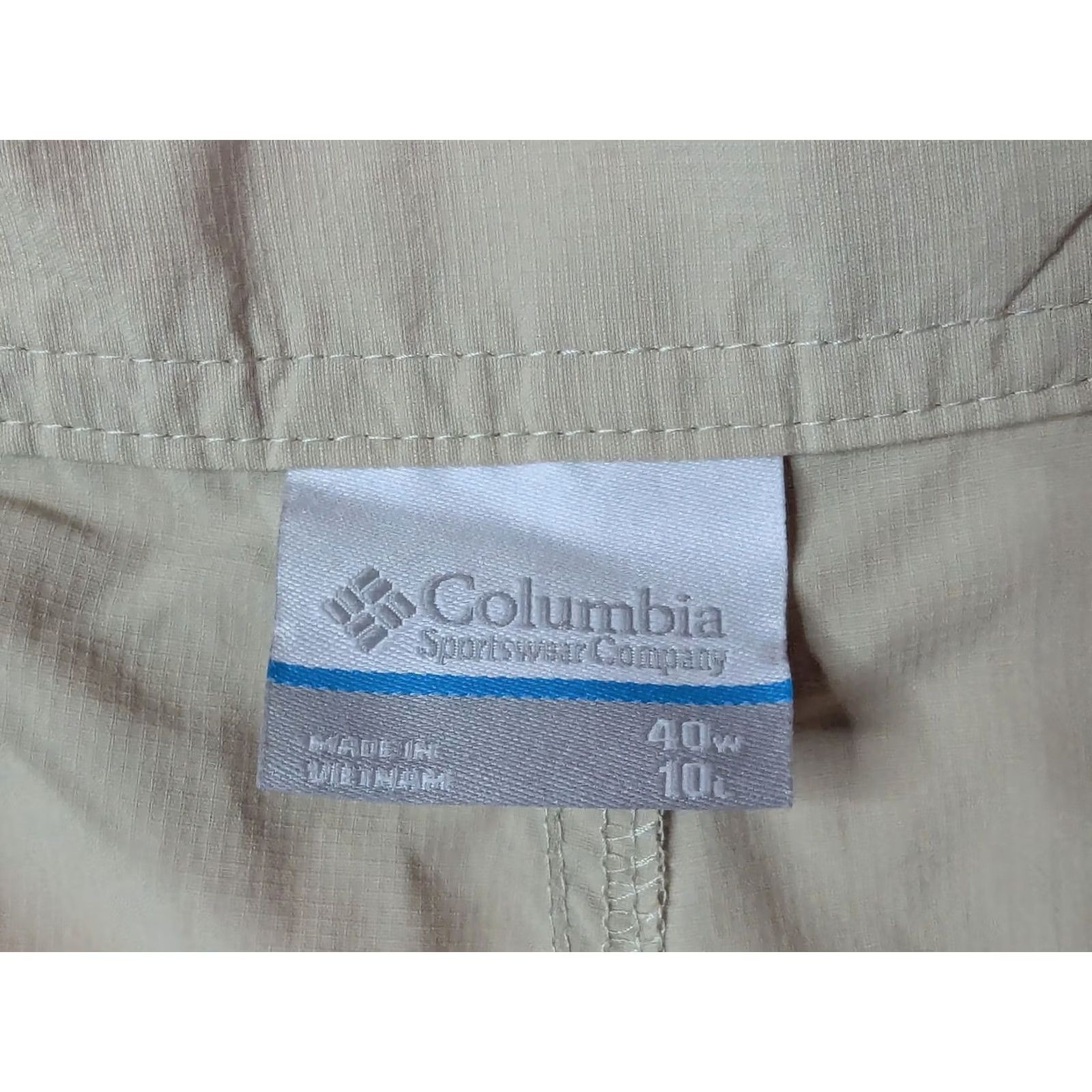 Vintage Columbia PFG Shorts OMNI-SHADE Fishing Hiking Men 40 x 10 Beige Lightweight Cargo Shorts Regular Mens Size US 40 / EU 56 - 7 Thumbnail