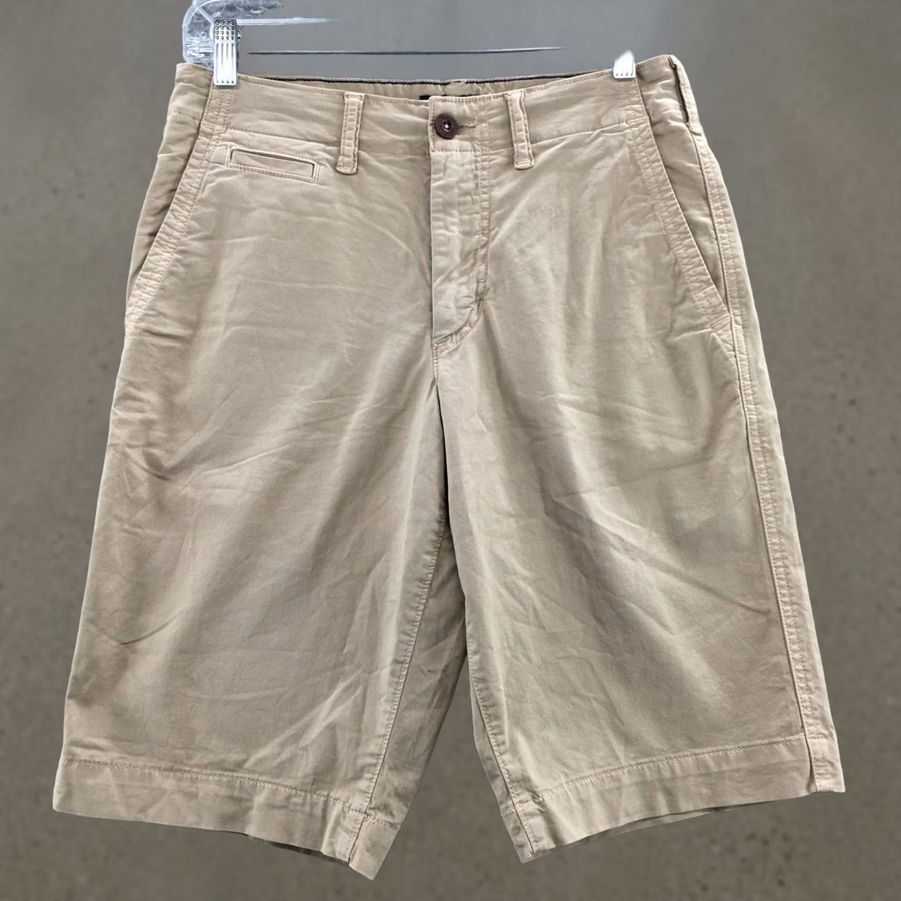 American Eagle Outfitters American Eagle Outfitters Chino Shorts Beige Mens 30x11.5 Mid Rise Casual Size US 28 / EU 44 - 1 Thumbnail