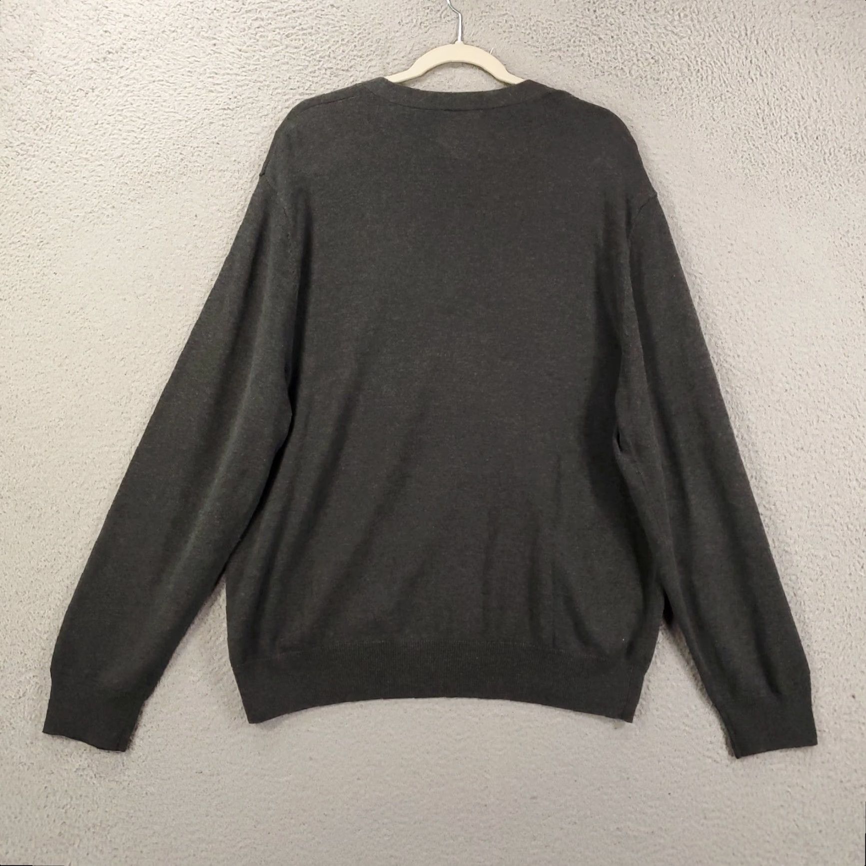 Haggar Mens Cardigan XL Gray Long Sleeve Button Up Sweater Haggar Classic Knit V-Neck Casual Fall Winter Spring Business Travel Mens Size US XL / EU 56 / 4 - 8 Thumbnail
