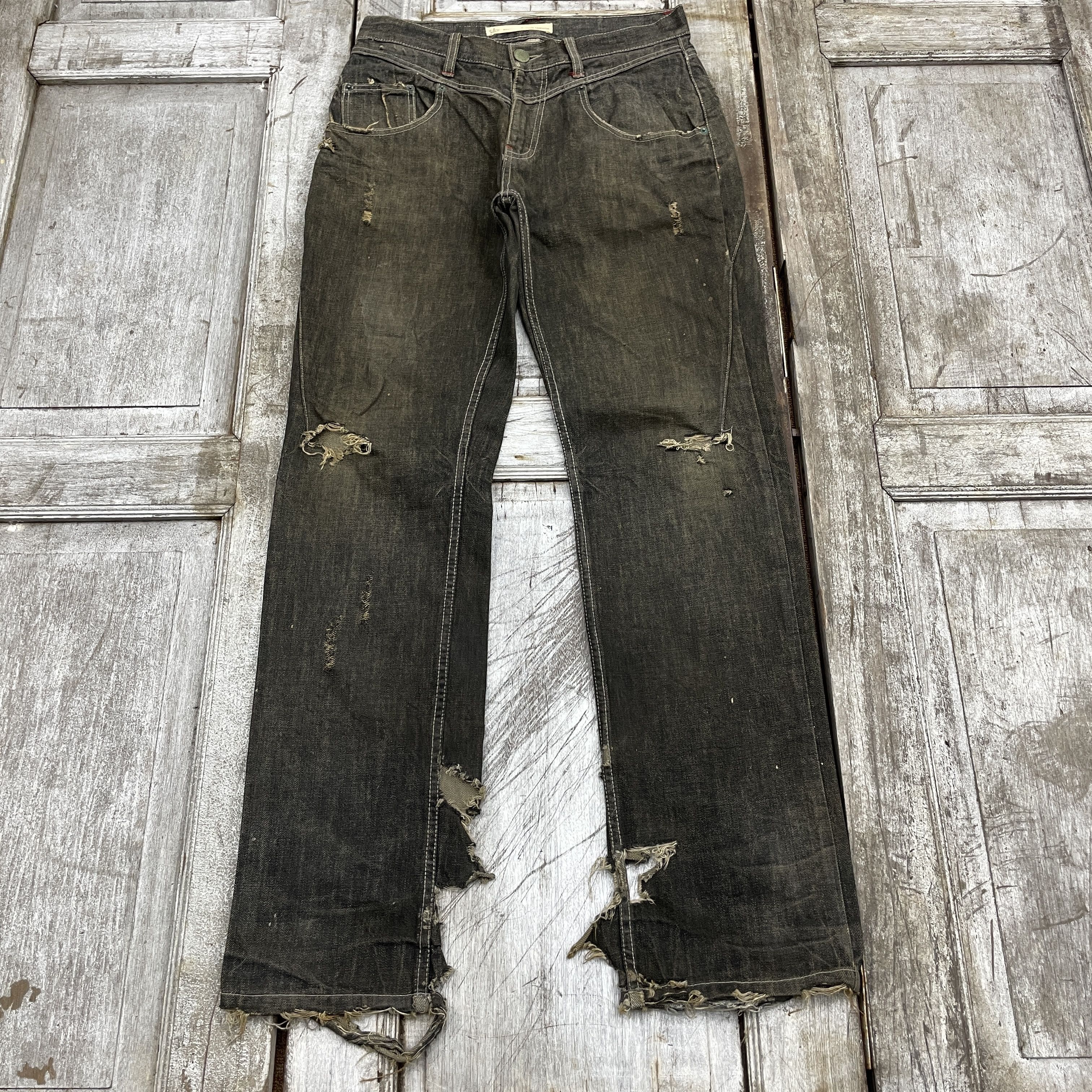 Japanese Brand × Vintage Vintage Nouveau Brillant Homme Distressed Jeans-WC311 Size US 31 - 4 Thumbnail