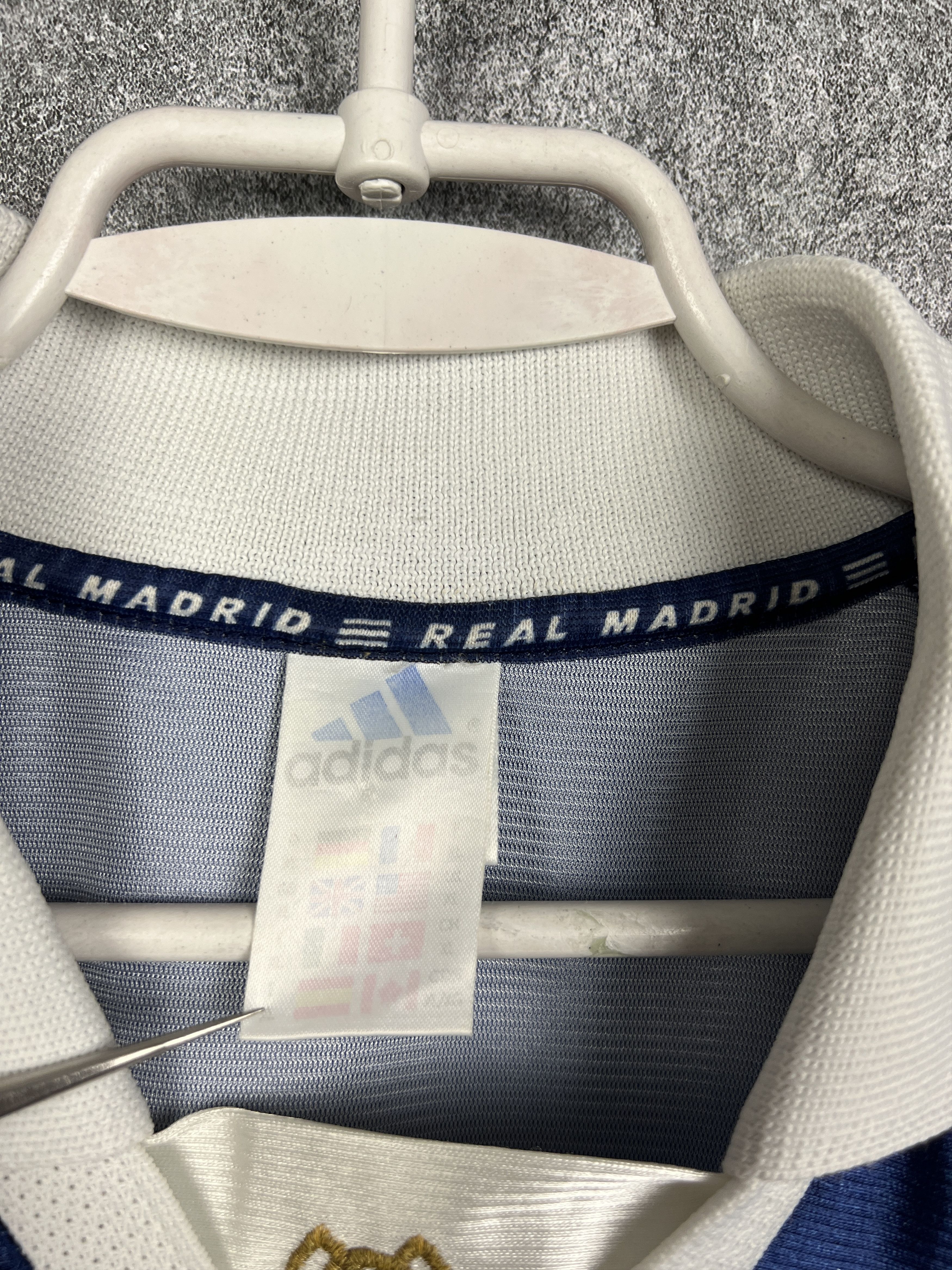 Adidas Real Madrid Away football shirt Soccer Long Sleeve Jersey Size US XL / EU 56 / 4 - 6 Thumbnail
