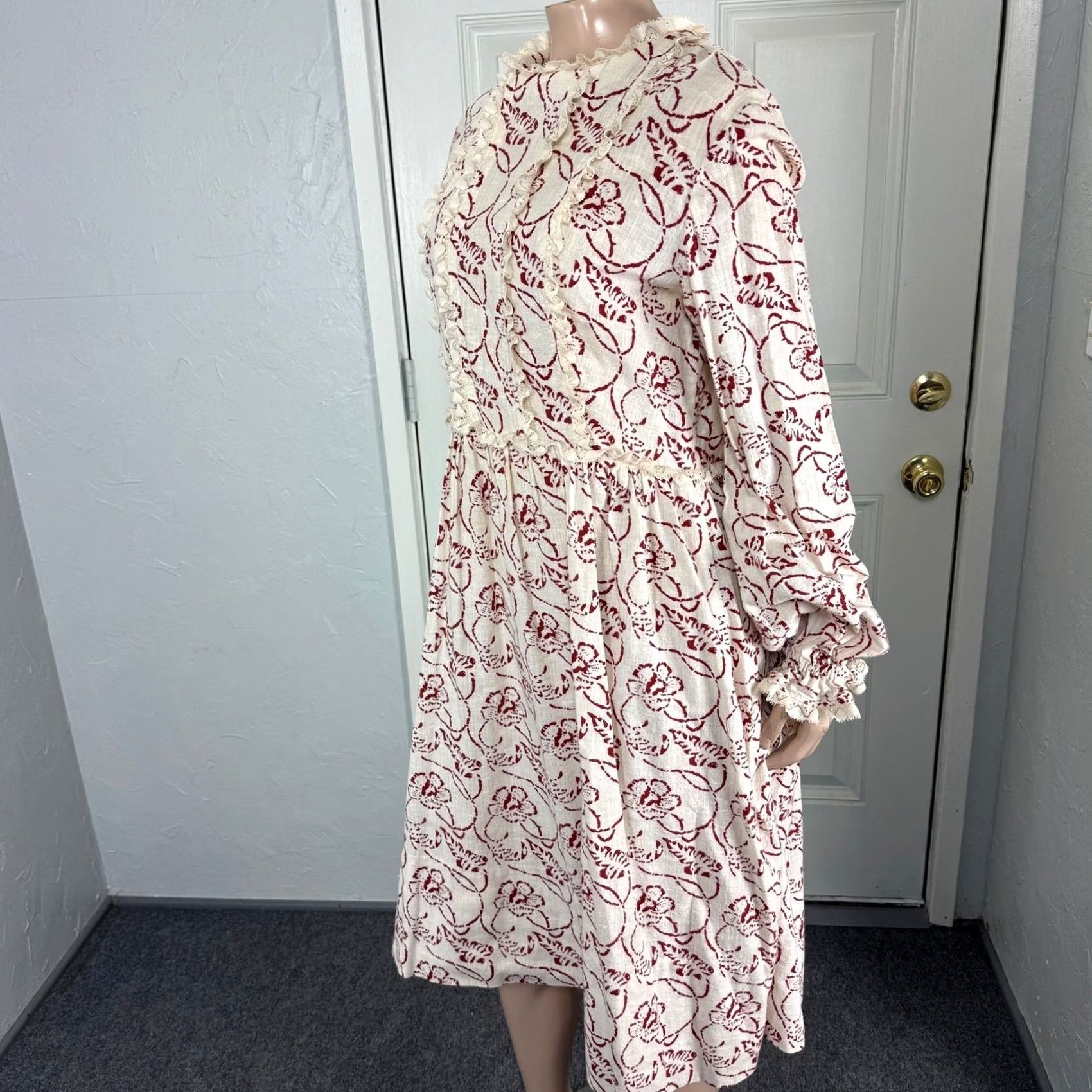Vintage VINTAGE 70s Dress Blouson Bohemian Cotton White Long Sleeve Handmade Floral D4-10 Size M Adult Size 4XL / US 24-26 - 3 Thumbnail
