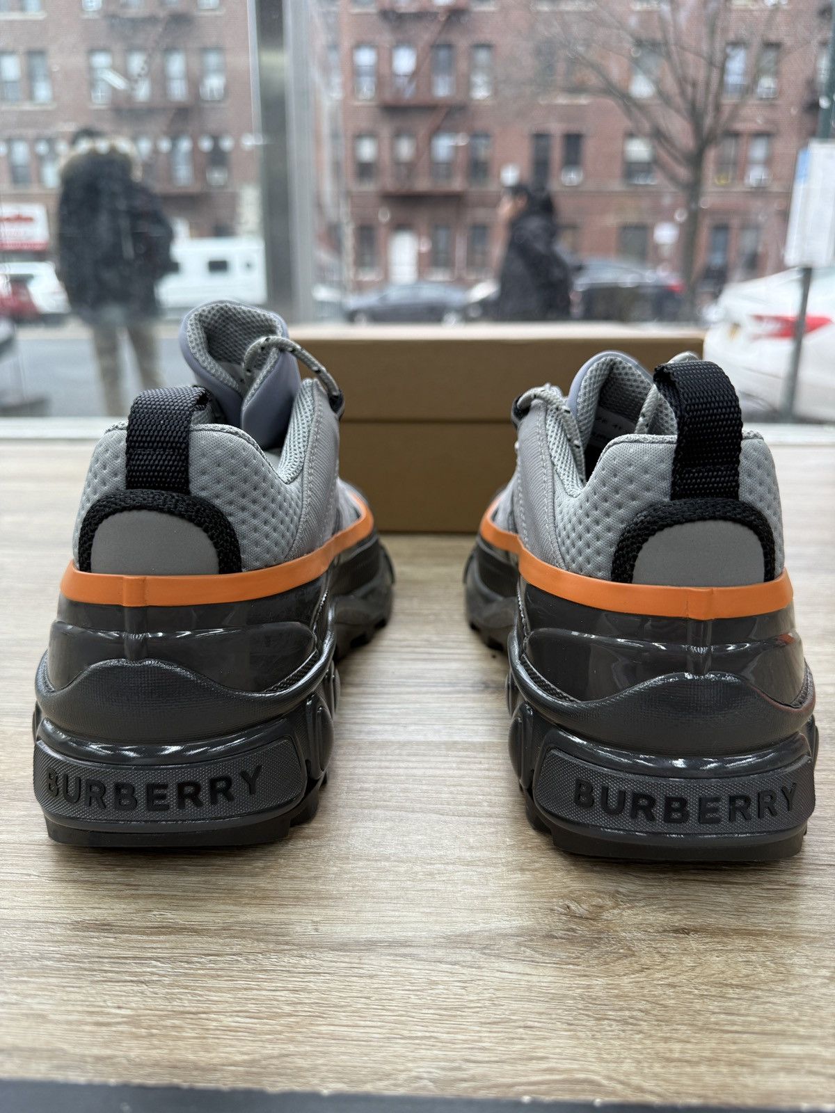 Burberry Bureberry Low Top sneakers Size US 8 / EU 41 - 6 Thumbnail