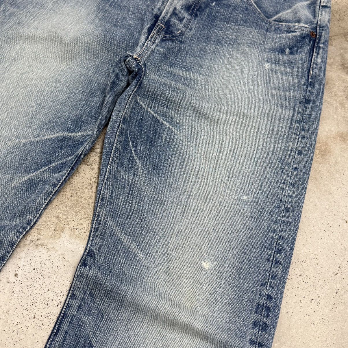 Spellbound Spellbound Distressed Light Wash Japanese Denim Pants Size US 33 - 7 Thumbnail