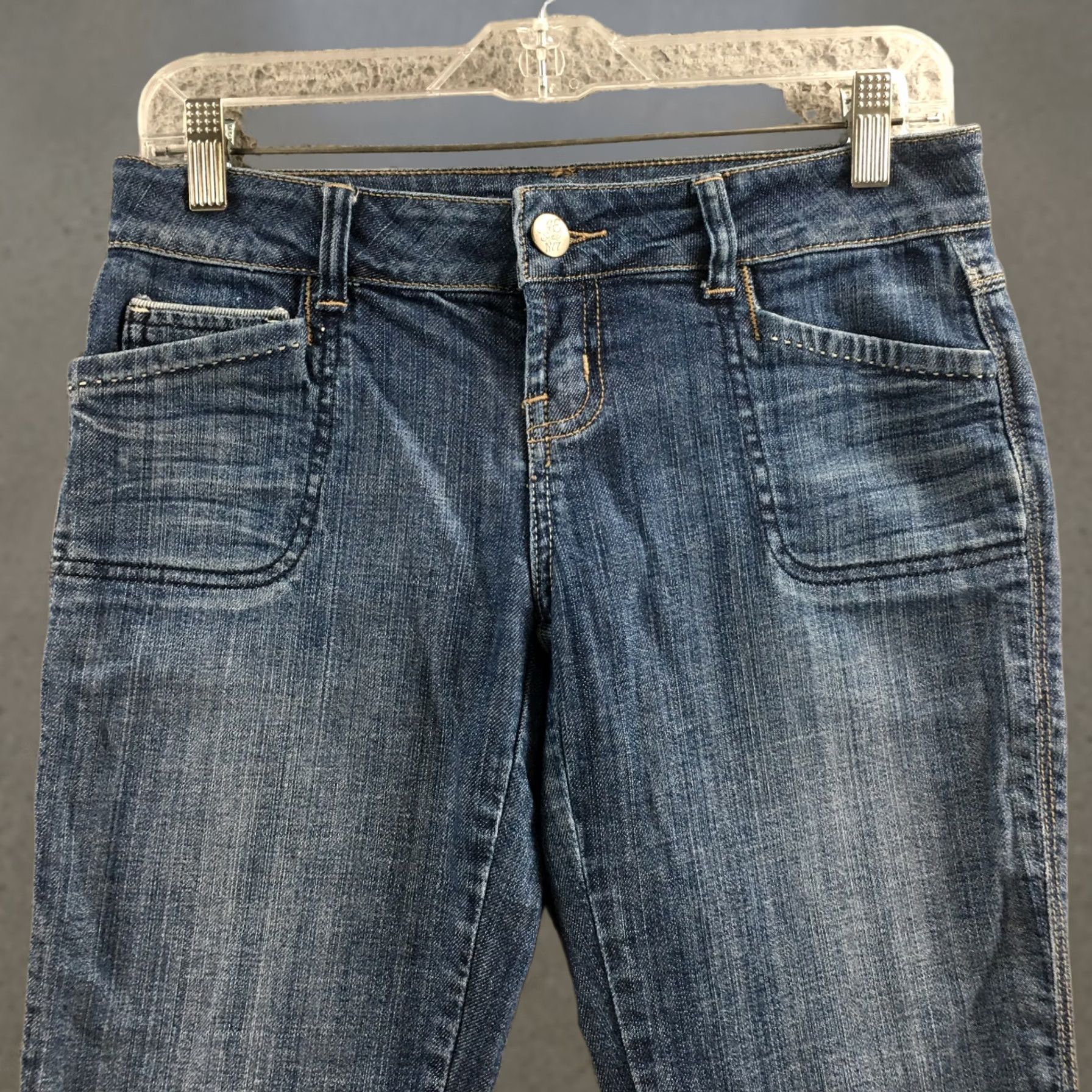 American Eagle Outfitters American Eagle Outfitters Skimmer Shorts Womens 4R Blue Denim Cotton Blend Size 27" / US 4 / IT 40 - 1 Thumbnail