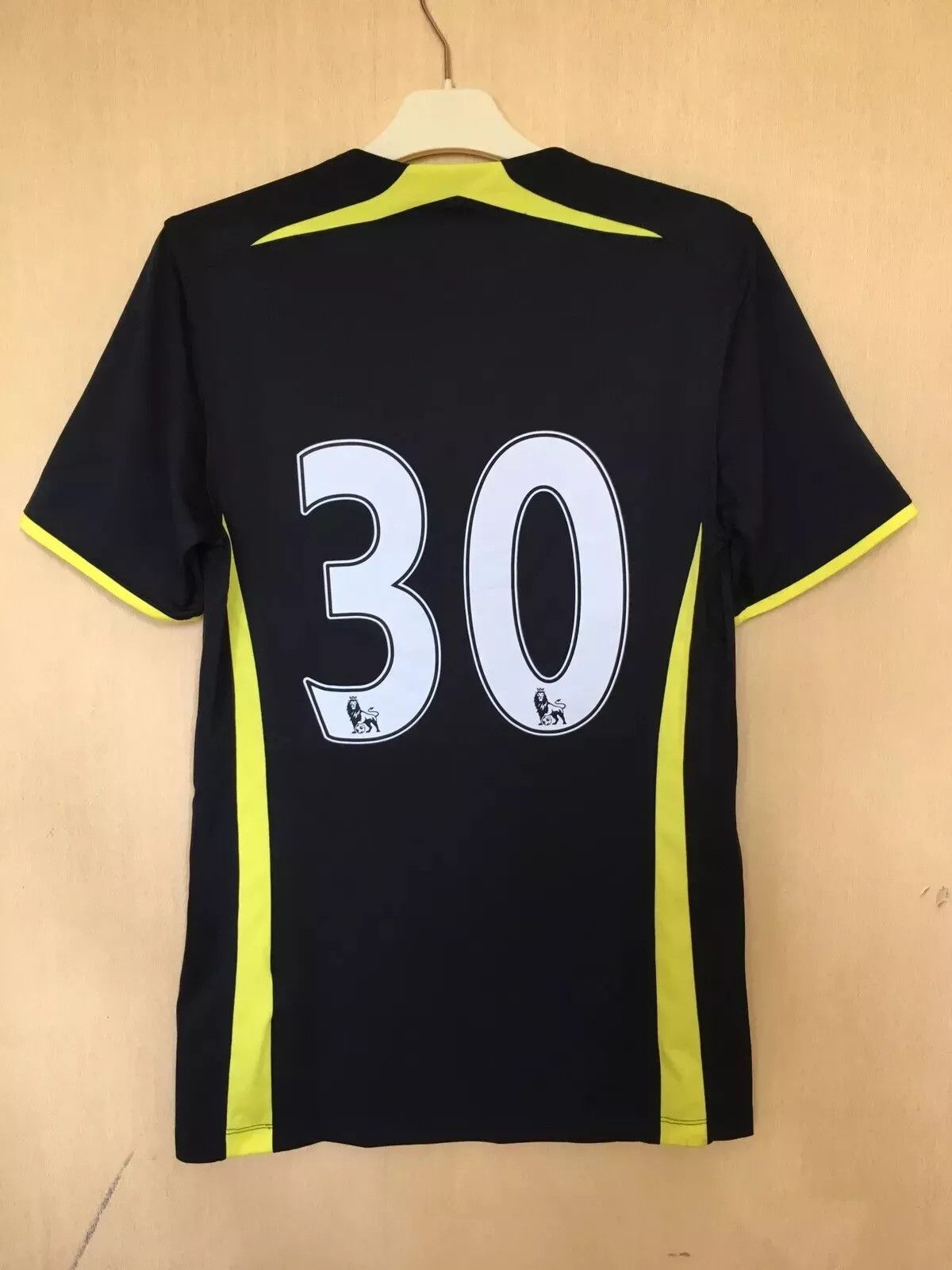 Under Armour TOTTENHAM HOTSPUR 2014 2015 AWAY SOCCER JERSEY SHIRT MENS Size US S / EU 44-46 / 1 - 2 Thumbnail