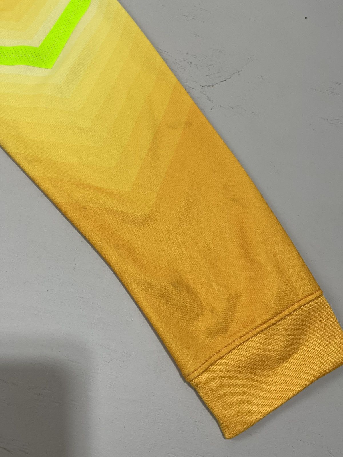 Nike Nike England Team Goalkeeper Soccer Jersey 2014 Blokecore Size US L / EU 52-54 / 3 - 16 Thumbnail